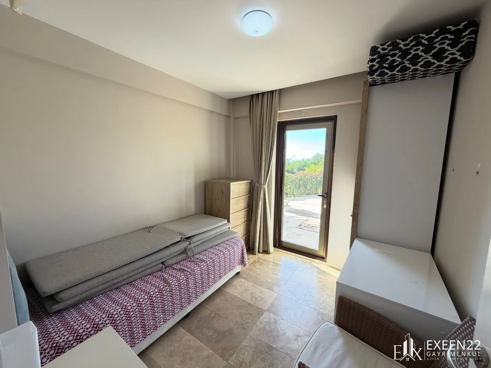 YALIKAVAK 3+1 ÖZEL HAVUZLU DENİZ MANZARALI MÜSTAKİL VİLLA
