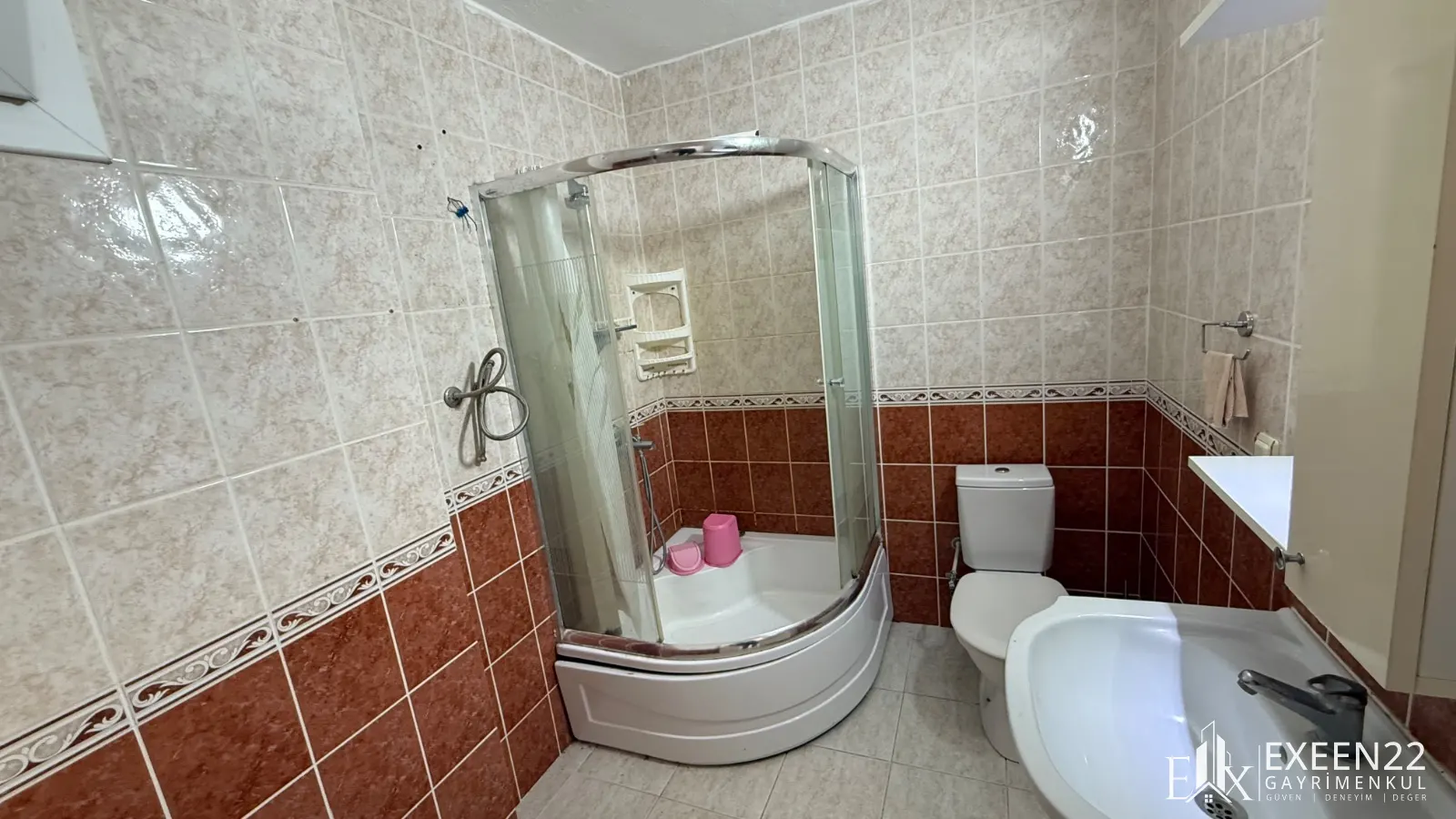 BODRUM GÜNDOĞAN MERKEZDE 3+1 DENİZE 2DK YÜRÜME MESAFESİNDE ÜST KAT DAİRE