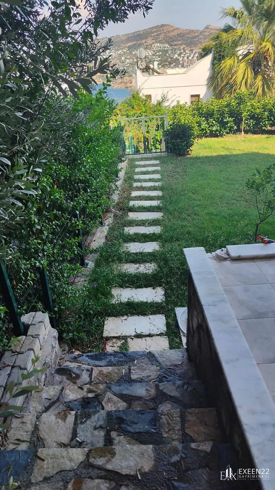 BODRUM GÜNDOĞANDA DENİZE 350MT 2+1  KİRALIK DAİRE