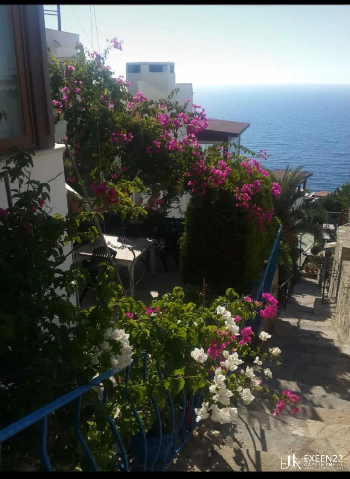 BODRUM YALIKAVAKTA DENİZ MANZARALI 1+1 DAİRE