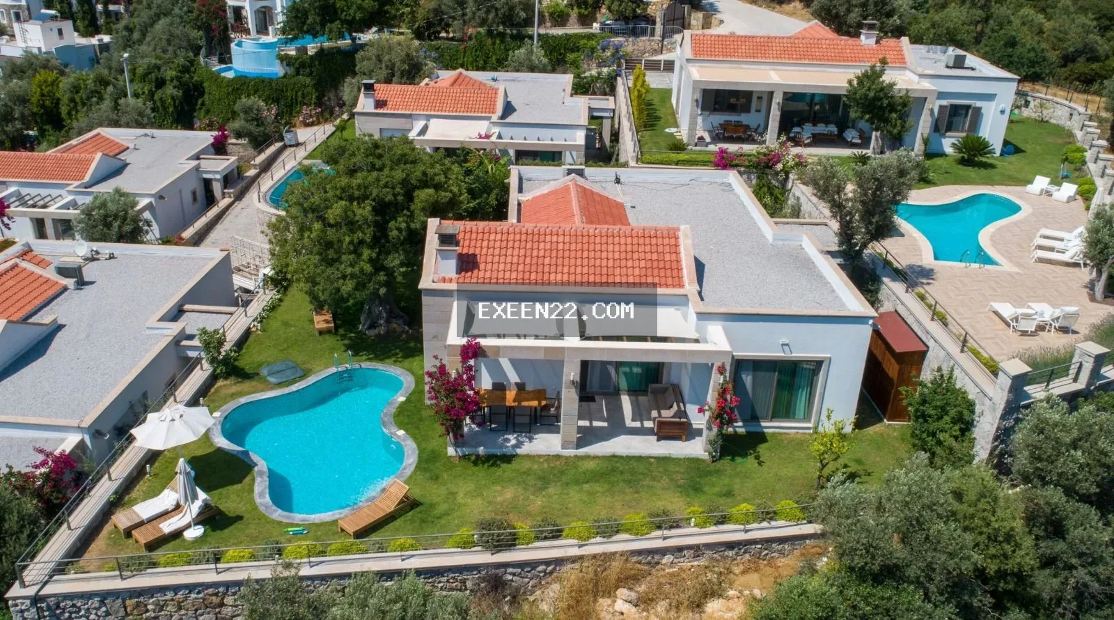 BODRUM YALIKAVAK'TA TEK KATLI ÖZEL HAVUZLU MÜSTAKİL VİLLA