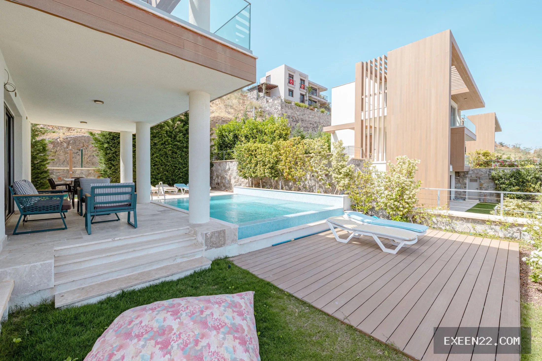 BODRUM GÜNDOĞAN DA DENİZ MANZARALI ÖZEL HAVUZLU 6+2 VİLLA