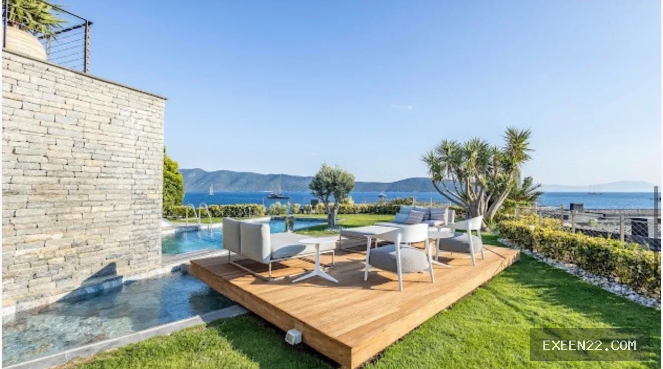 BODRUM KUMBAHÇE'DE LUXURY DENİZE SIFIR VİLLA