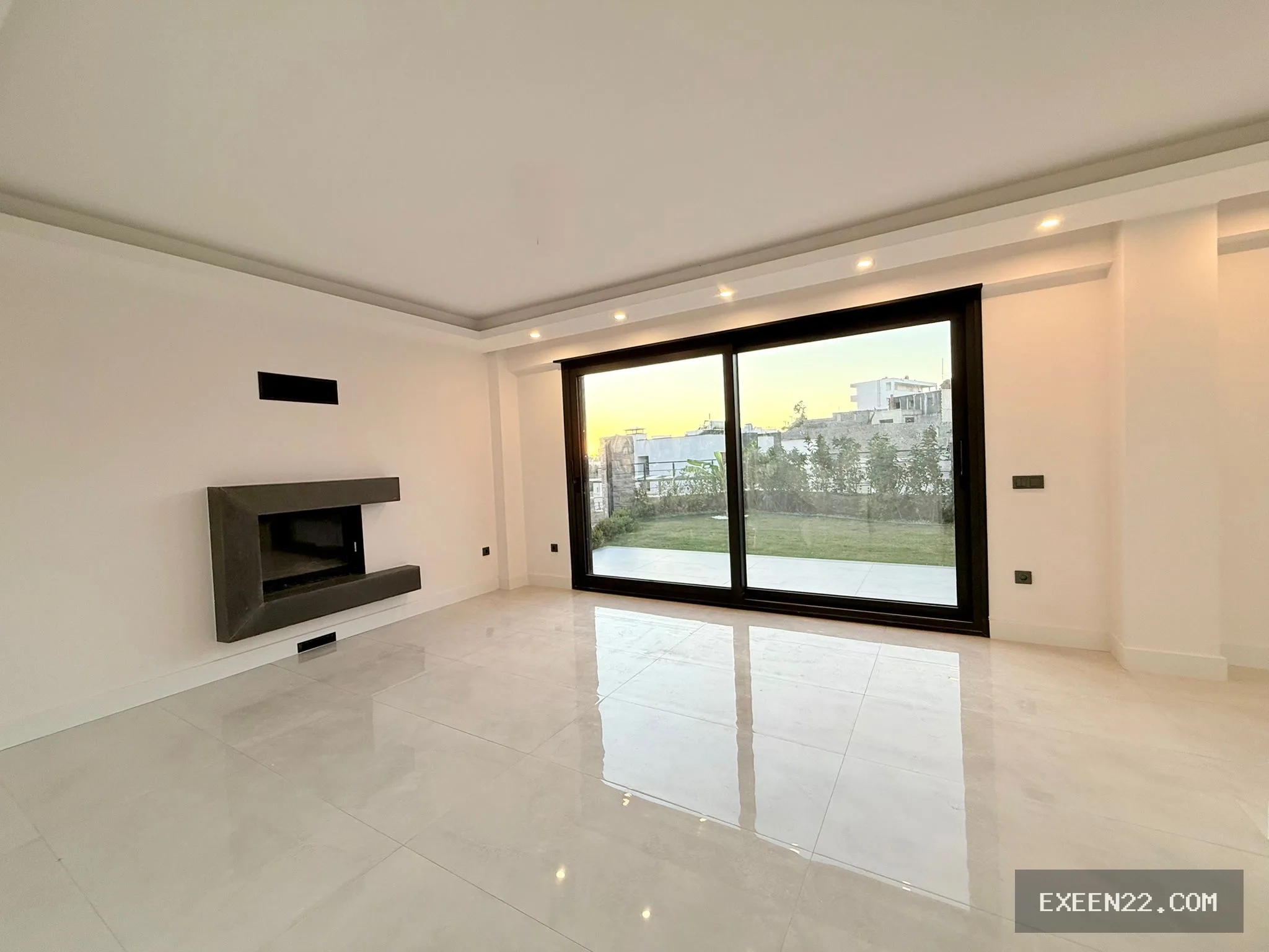 YALIKAVAK GERİŞ'TE ÖZEL HAVUZLU MÜSTAKİL 4+1 SIFIR VİLLA
