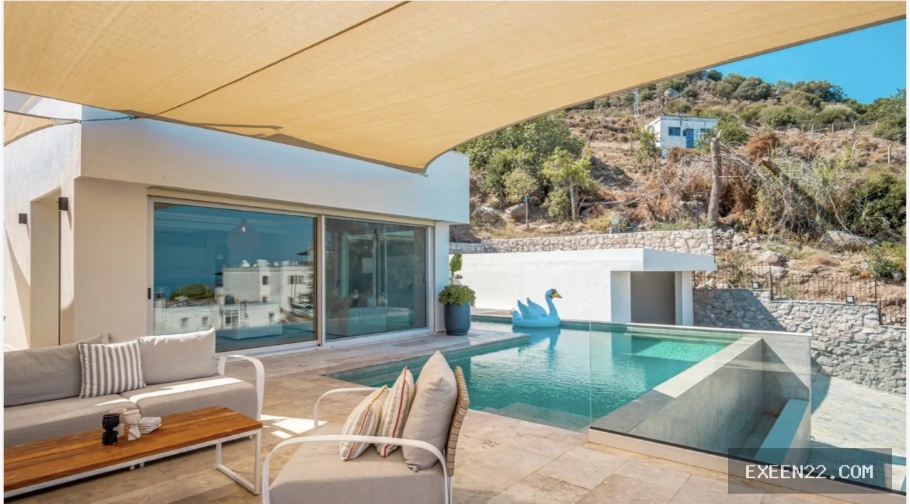 TURGUTREIS’TE DENİZ MANZARALI 1.400 m2 ARSA İÇERİSİNDE MÜSTAKİL VİLLA