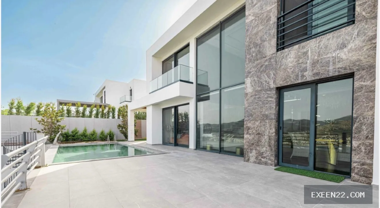 BODRUM GÜNDOĞAN'DA EŞSİZ DENİZ MANZARALI 5+1  LUXURY VİLLA