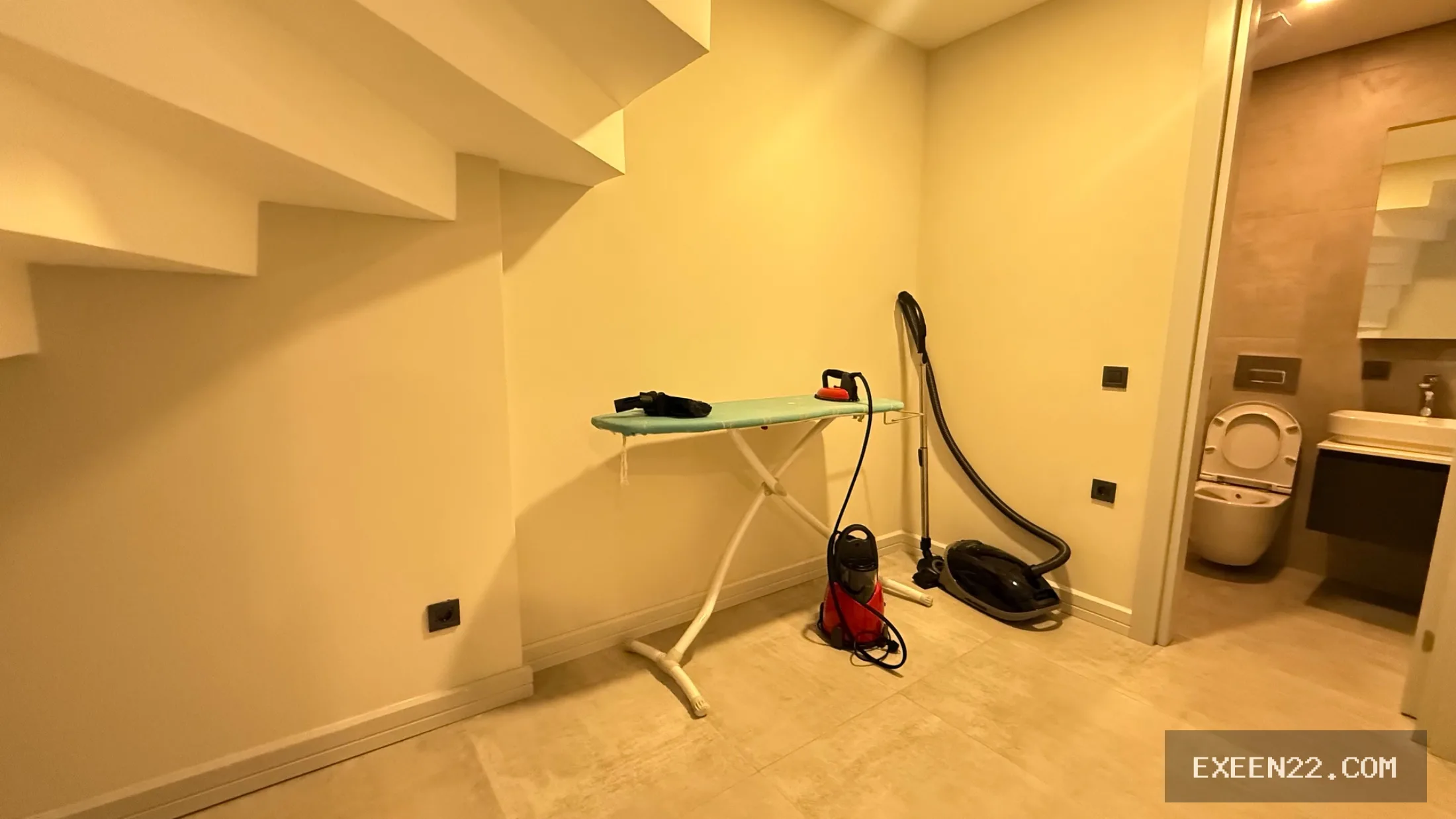 GÜNDOĞANDA DENİZE SIFIR SATILIK 5+1 VİLLA