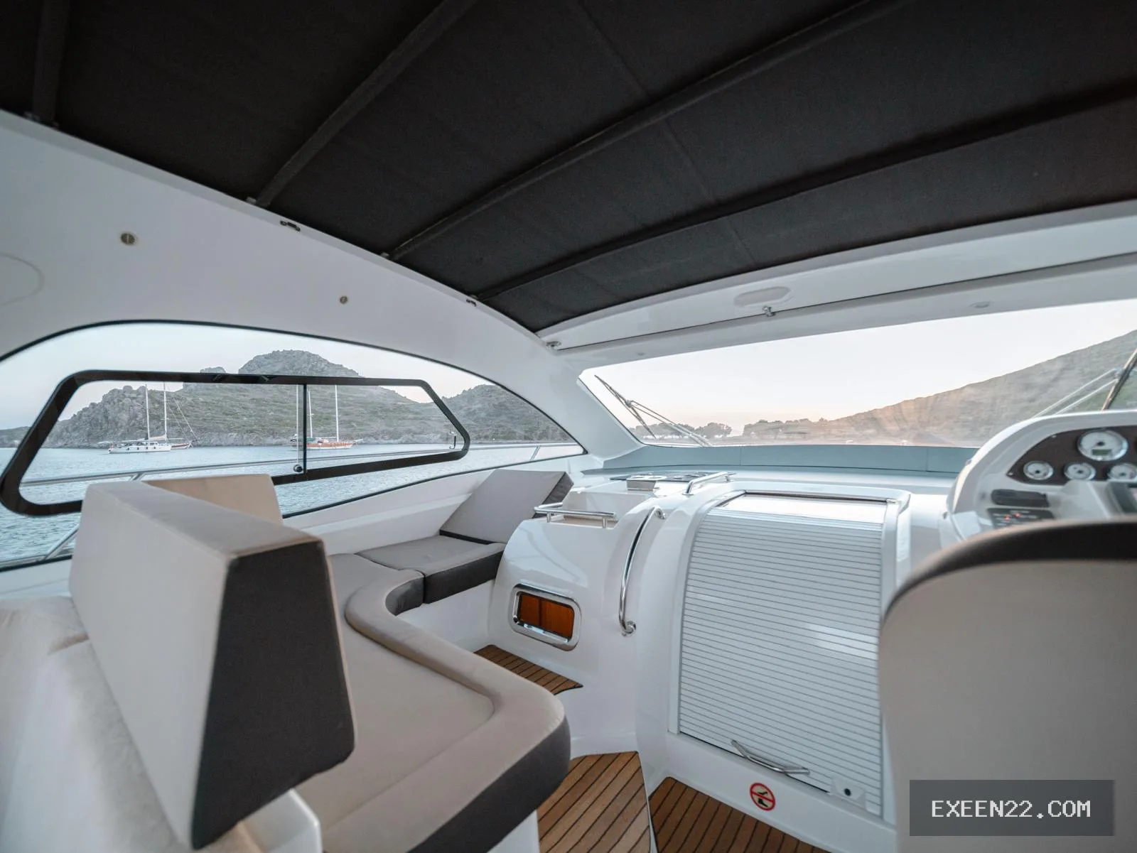 BAVARIA 2014 SPORT  44 HT TÜRK BAYRAKLI  BODRUM YALIKAVAK'TA