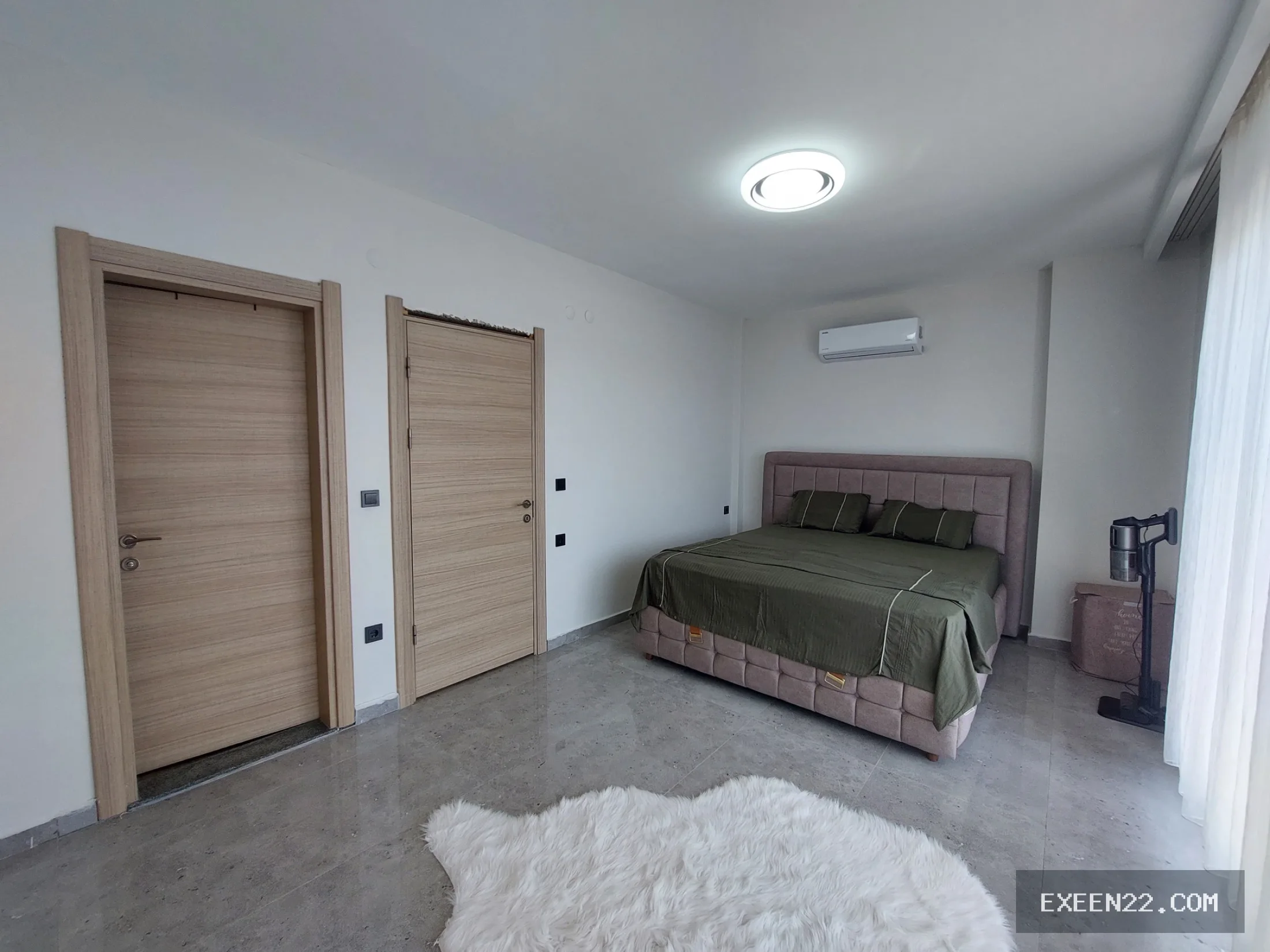 KUŞADASI AVM BÖLGESİNDE 4+1 ÖZEL HAVUZLU MÜSTAKİL VİLLA