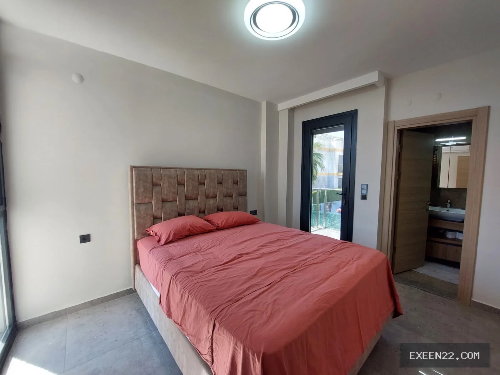 KUŞADASI AVM BÖLGESİNDE 4+1 ÖZEL HAVUZLU MÜSTAKİL VİLLA