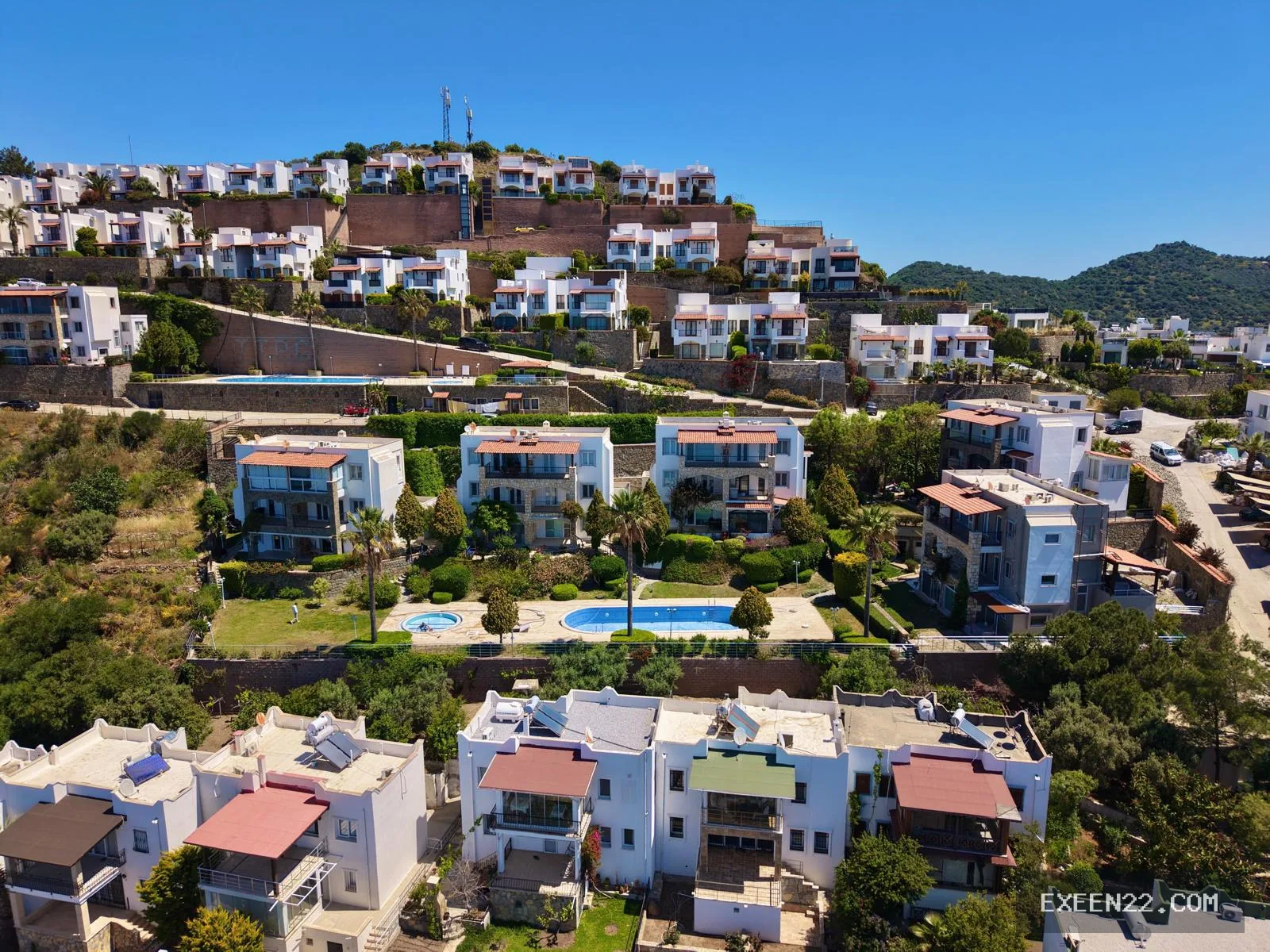 BODRUM YALIKAVAK'TA SİTE İÇERİSİNDE  DENİZ MANZARALI 3+1 DUBLEKS