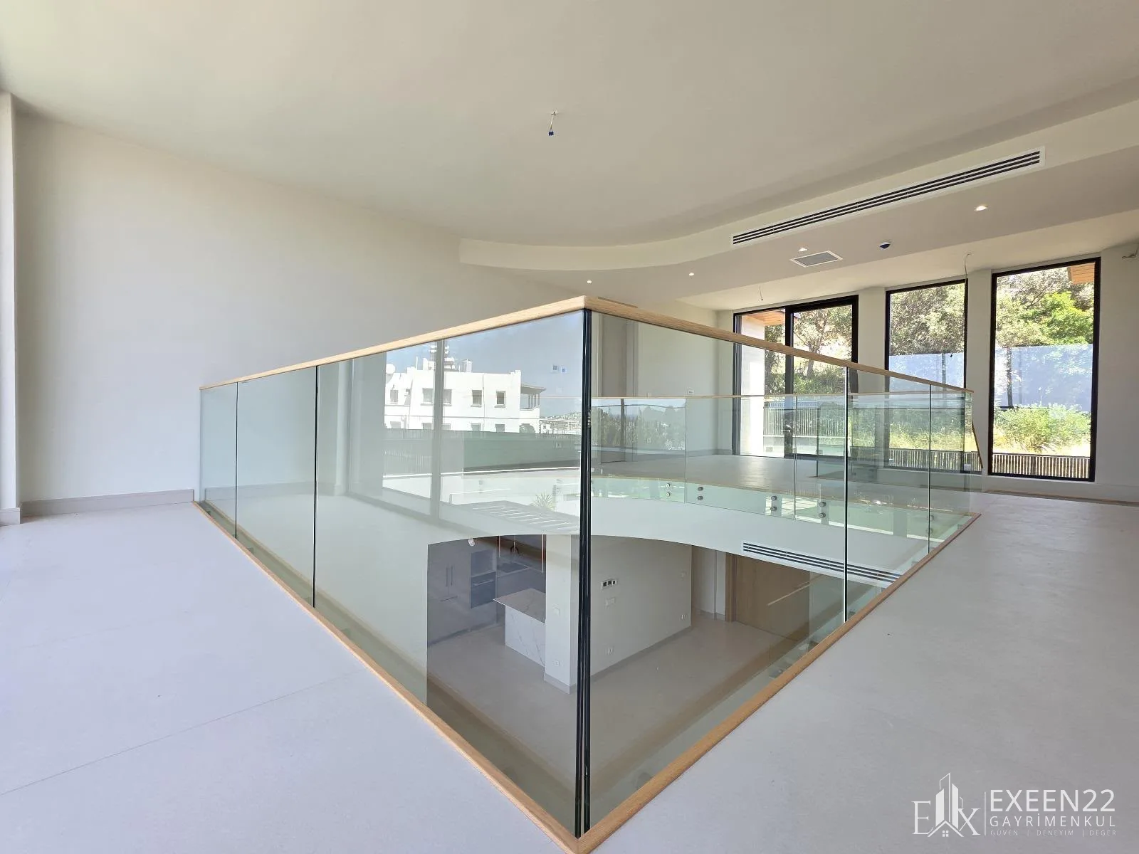 YALIKAVAK MERKEZ'DE 4+1 720 M2 ARSA İÇERİSİNDE ÖZEL HAVUZLU MÜSTAKİL LUXURY VİLLA