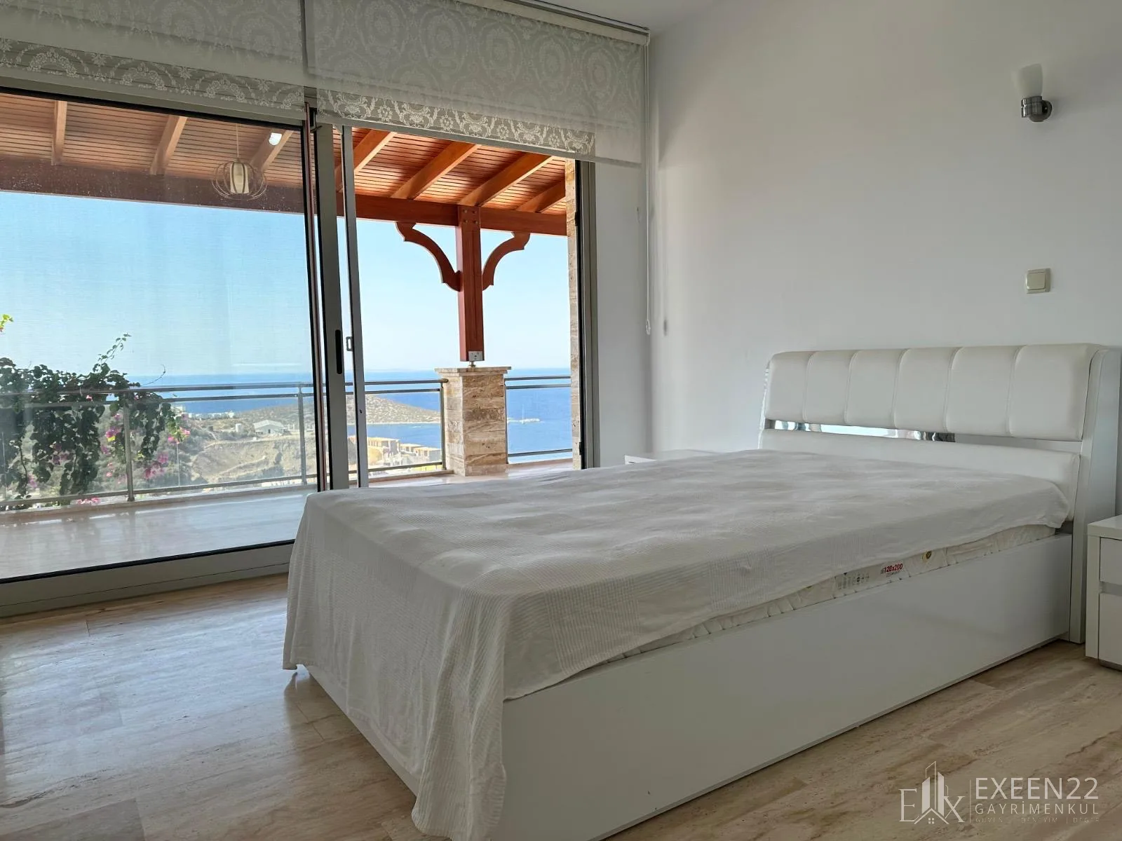 BODRUM GÜMÜŞLÜK KOYUNBABA'DA 3+1 SİTE İÇERİSİNDE DENİZ MANZARALI MÜSTAKİL HAVUZLU VİLLA