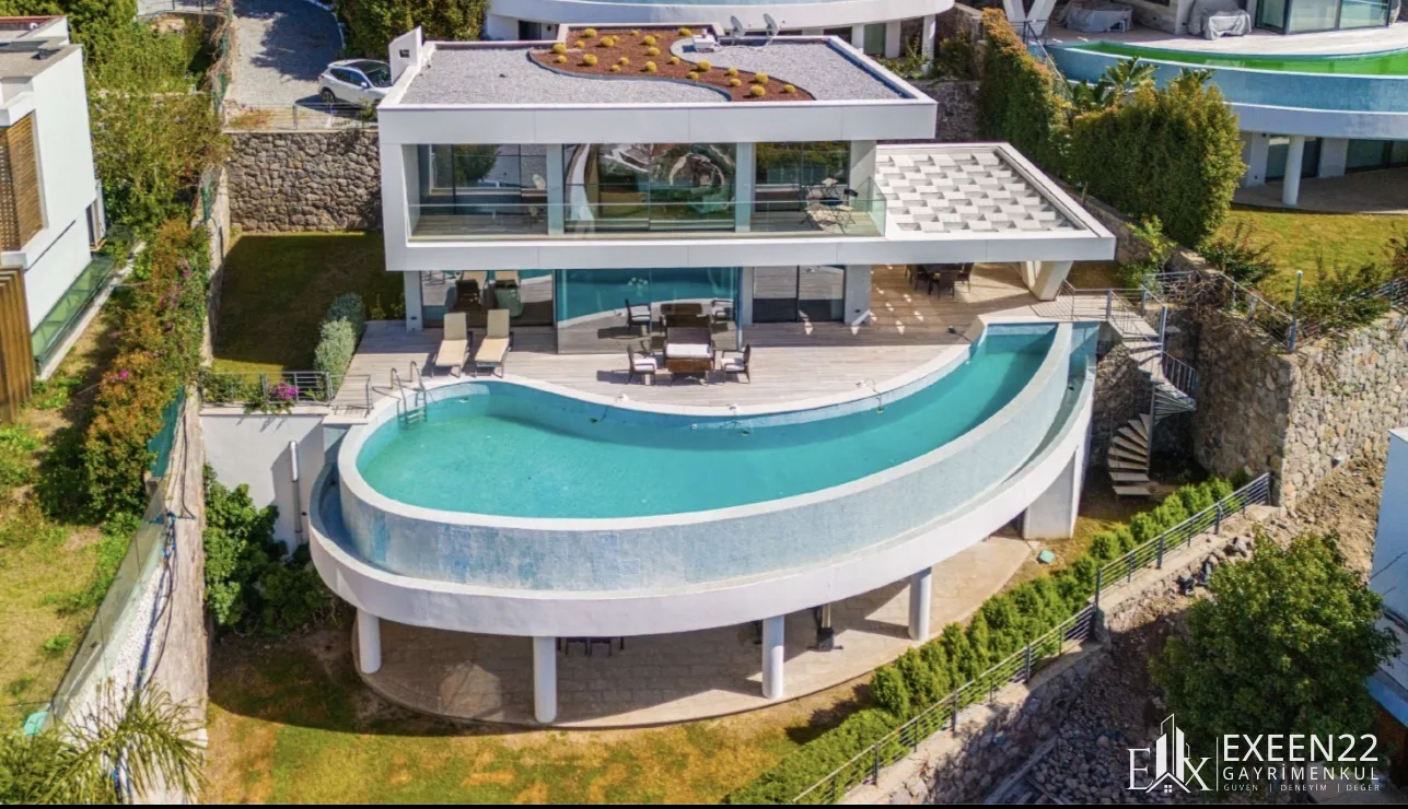 BODRUM GÜNDOĞAN KOYUNDA 5+2 DENİZ MANZARALI ÖZEL HAVUZLU LUXURY VİLLA