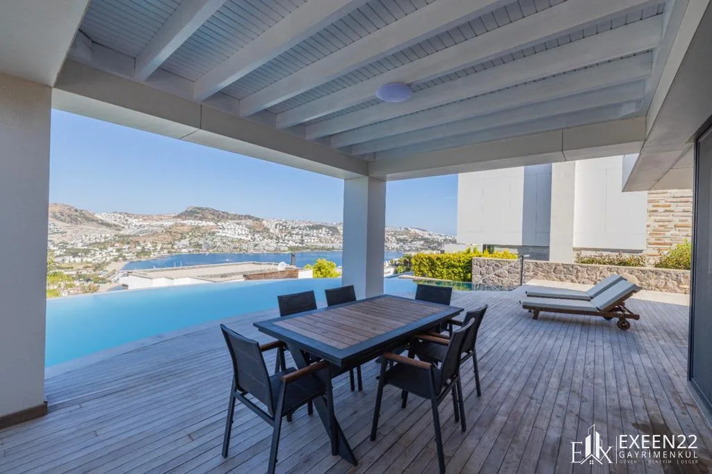 BODRUM GÜNDOĞAN KOYUNDA 5+2 DENİZ MANZARALI ÖZEL HAVUZLU LUXURY VİLLA