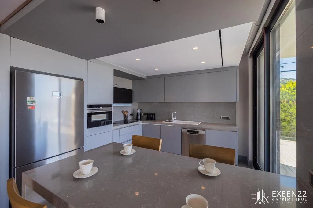 BODRUM GÜNDOĞAN KOYUNDA 5+2 DENİZ MANZARALI ÖZEL HAVUZLU LUXURY VİLLA