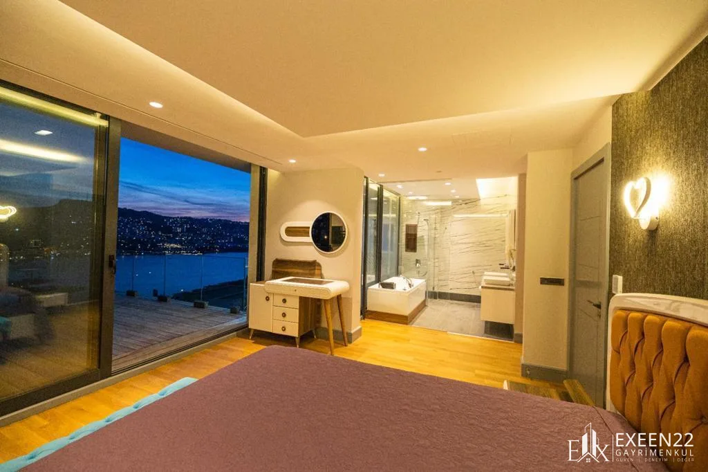 BODRUM GÜNDOĞAN KOYUNDA 5+2 DENİZ MANZARALI ÖZEL HAVUZLU LUXURY VİLLA