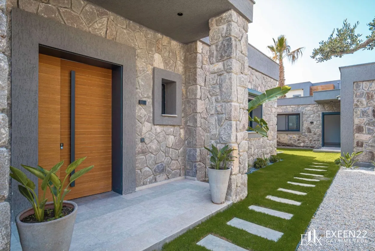 BODRUM YALIKAVAK GÖKÇEBEL’DE 5+1 TEK KATLI ÖZEL HAVUZLU MÜSTAKİL VİLLA