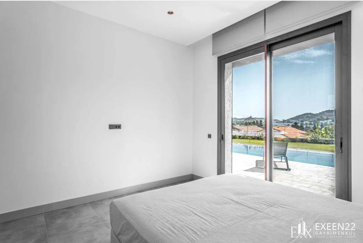 BODRUM YALIKAVAK GÖKÇEBEL’DE 5+1 TEK KATLI ÖZEL HAVUZLU MÜSTAKİL VİLLA