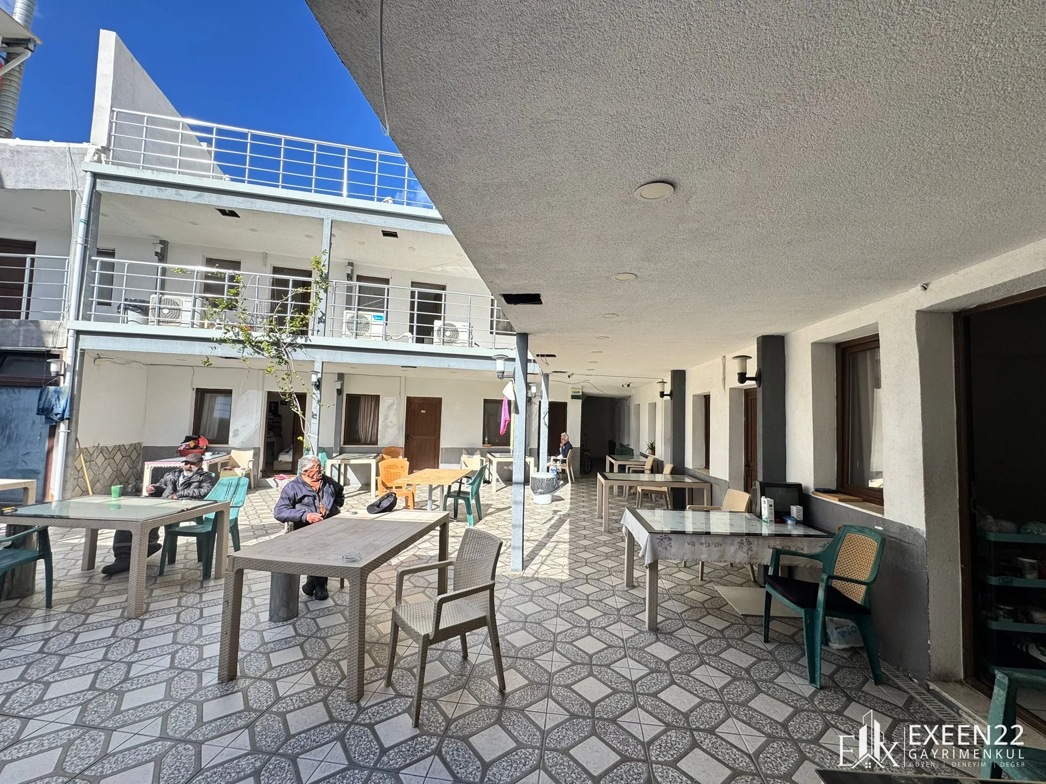 BODRUM MERKEZ’DE 48 ODALI ACİL SATILIK HOTEL