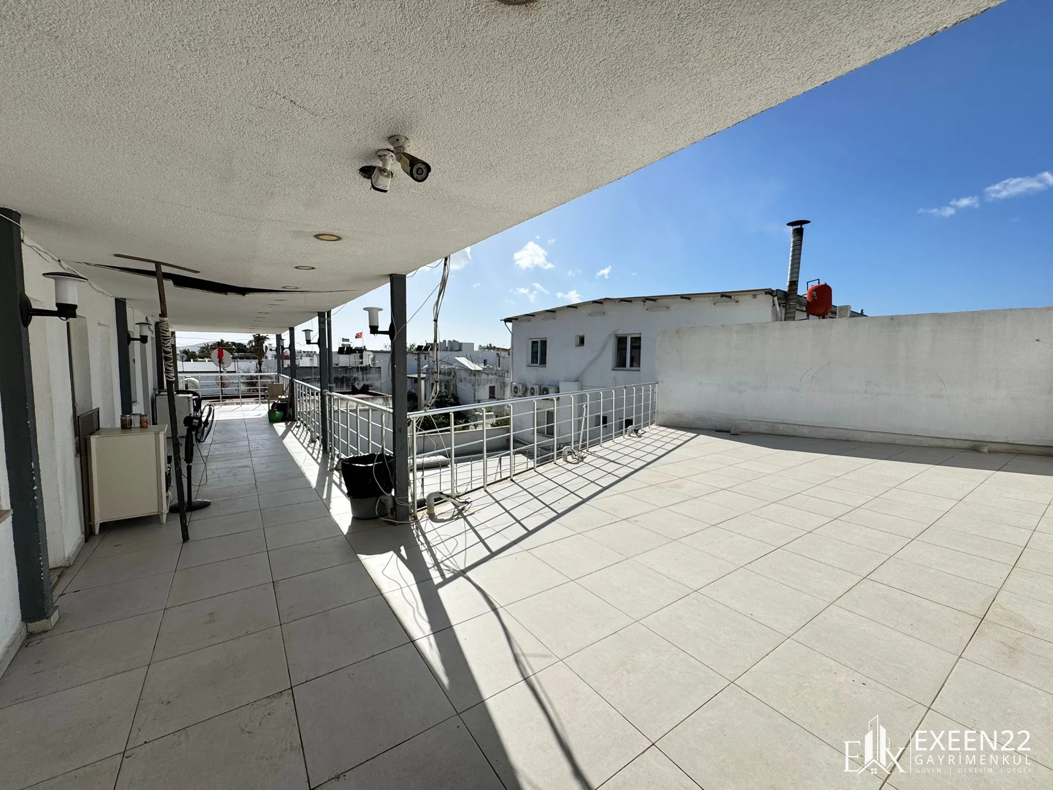 BODRUM MERKEZ’DE 48 ODALI ACİL SATILIK HOTEL