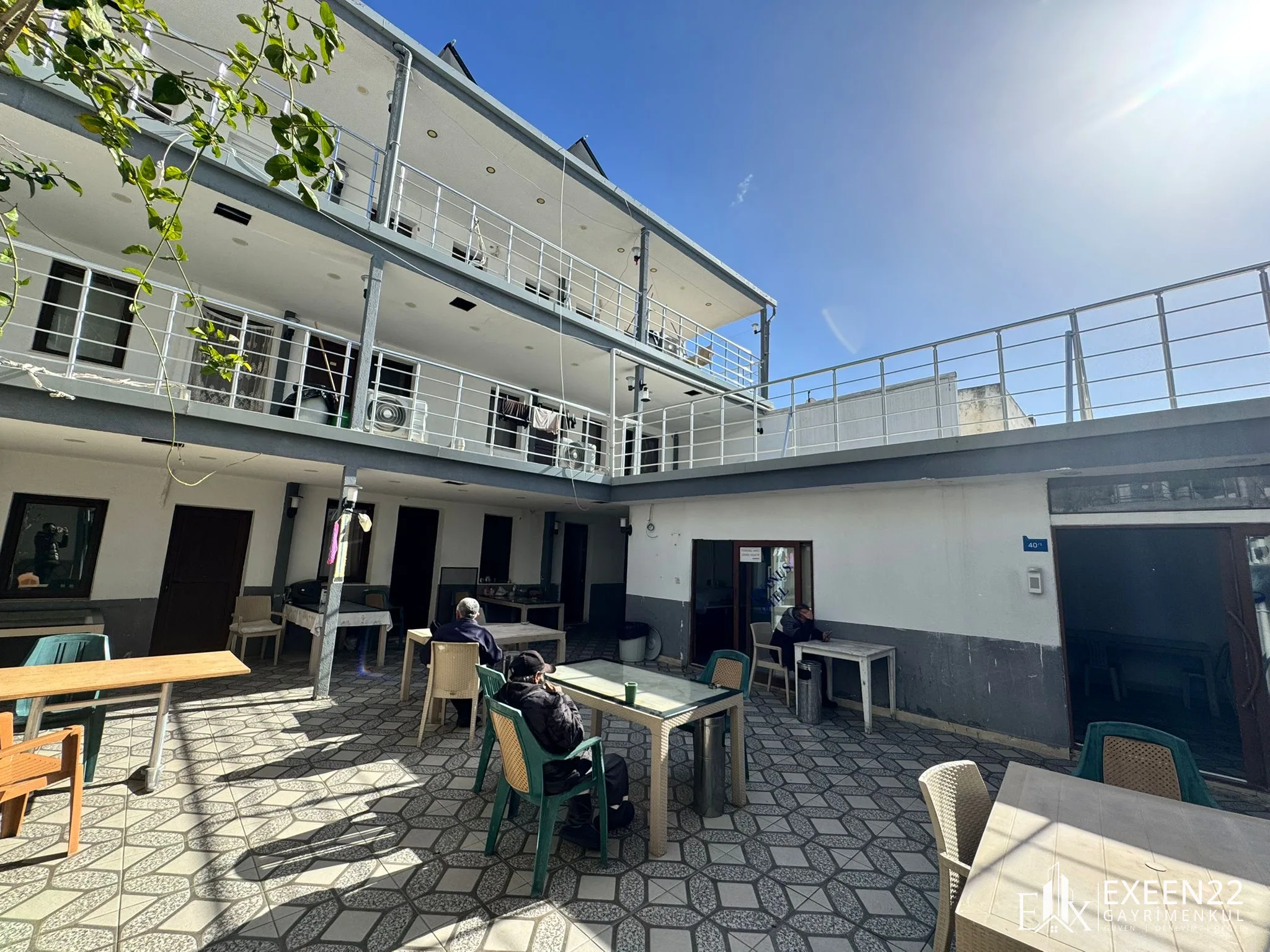 BODRUM MERKEZ’DE 48 ODALI ACİL SATILIK HOTEL