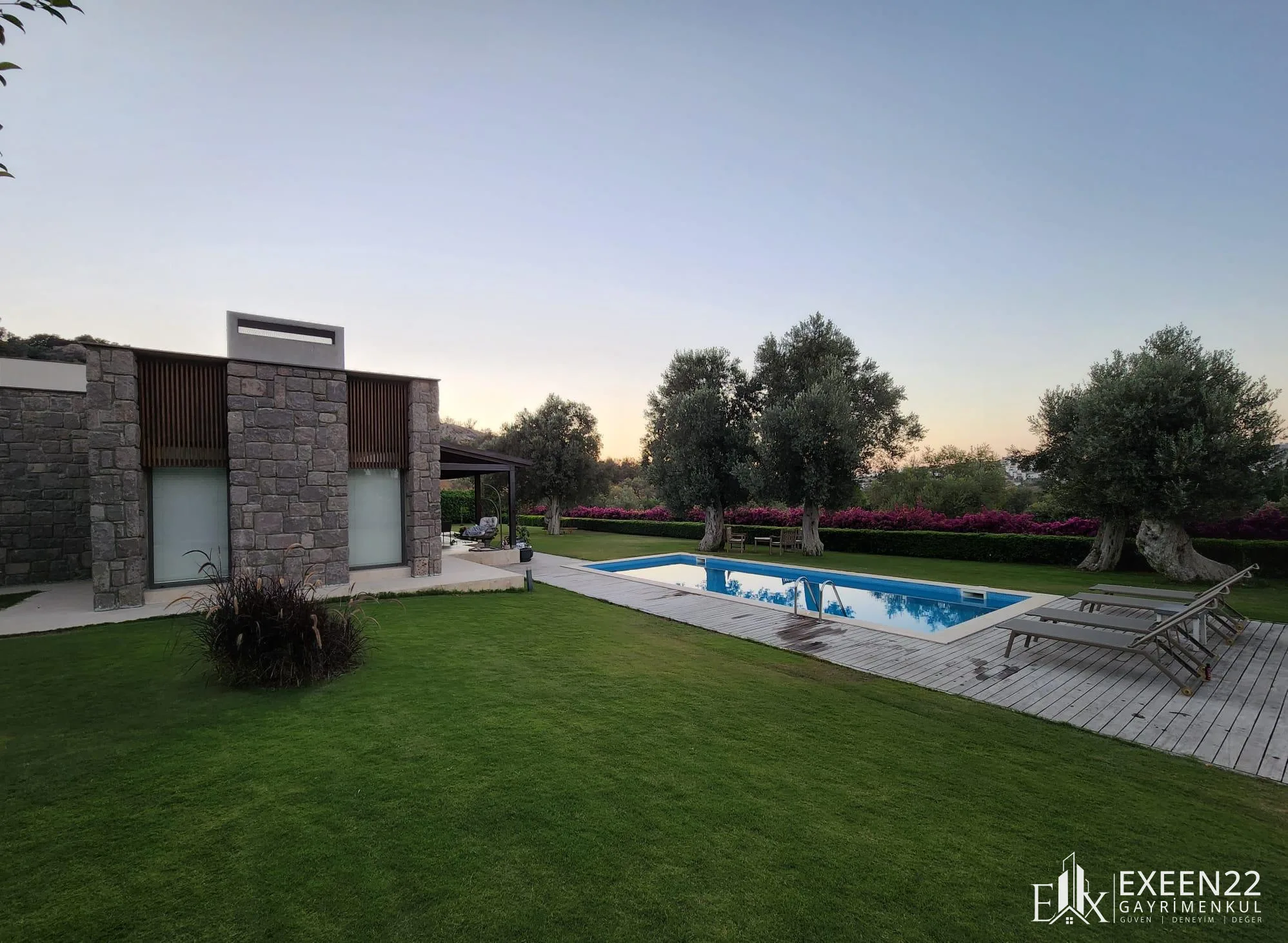BODRUM YALIKAVAK’TA 1.500m2 ARSA İÇERİSİNDE 4+1 MÜSTAKİL VİLLA