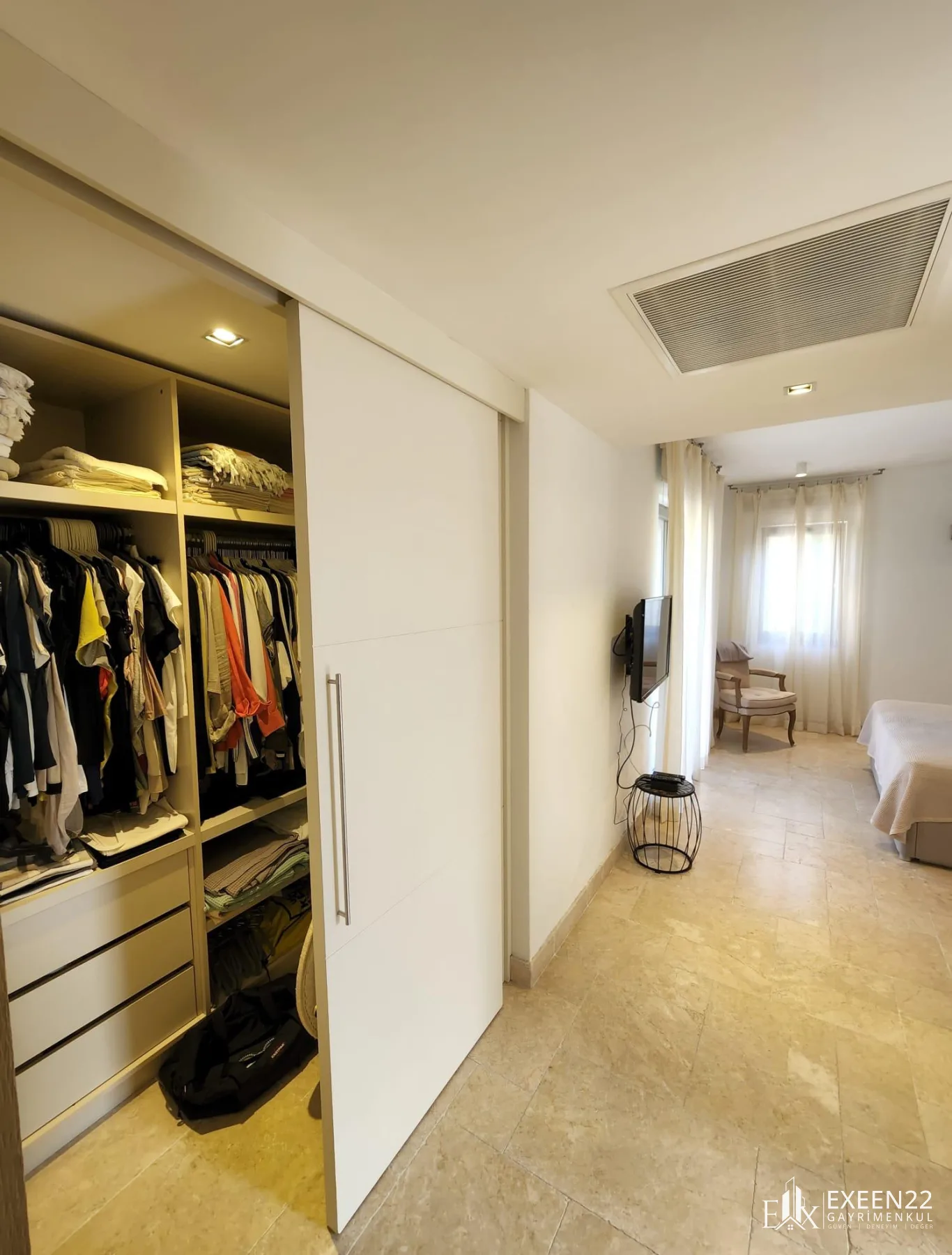 BODRUM YALIKAVAK’TA 1.500m2 ARSA İÇERİSİNDE 4+1 MÜSTAKİL VİLLA