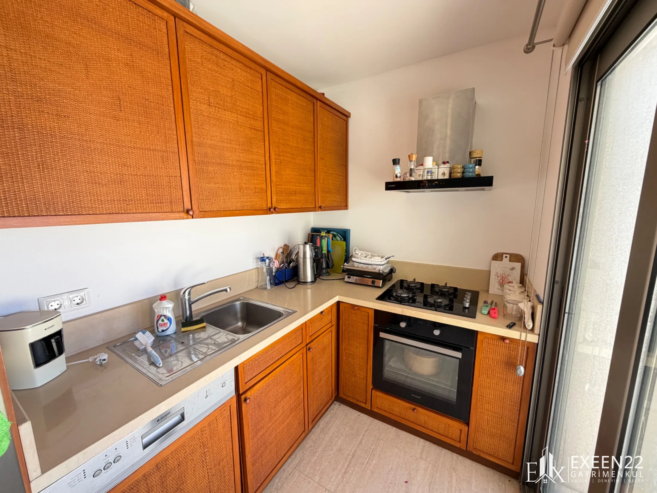 YALIKAVAK KÜDÜR’DE EŞSİZ DENİZ MANZARALI 5+2 VILLA