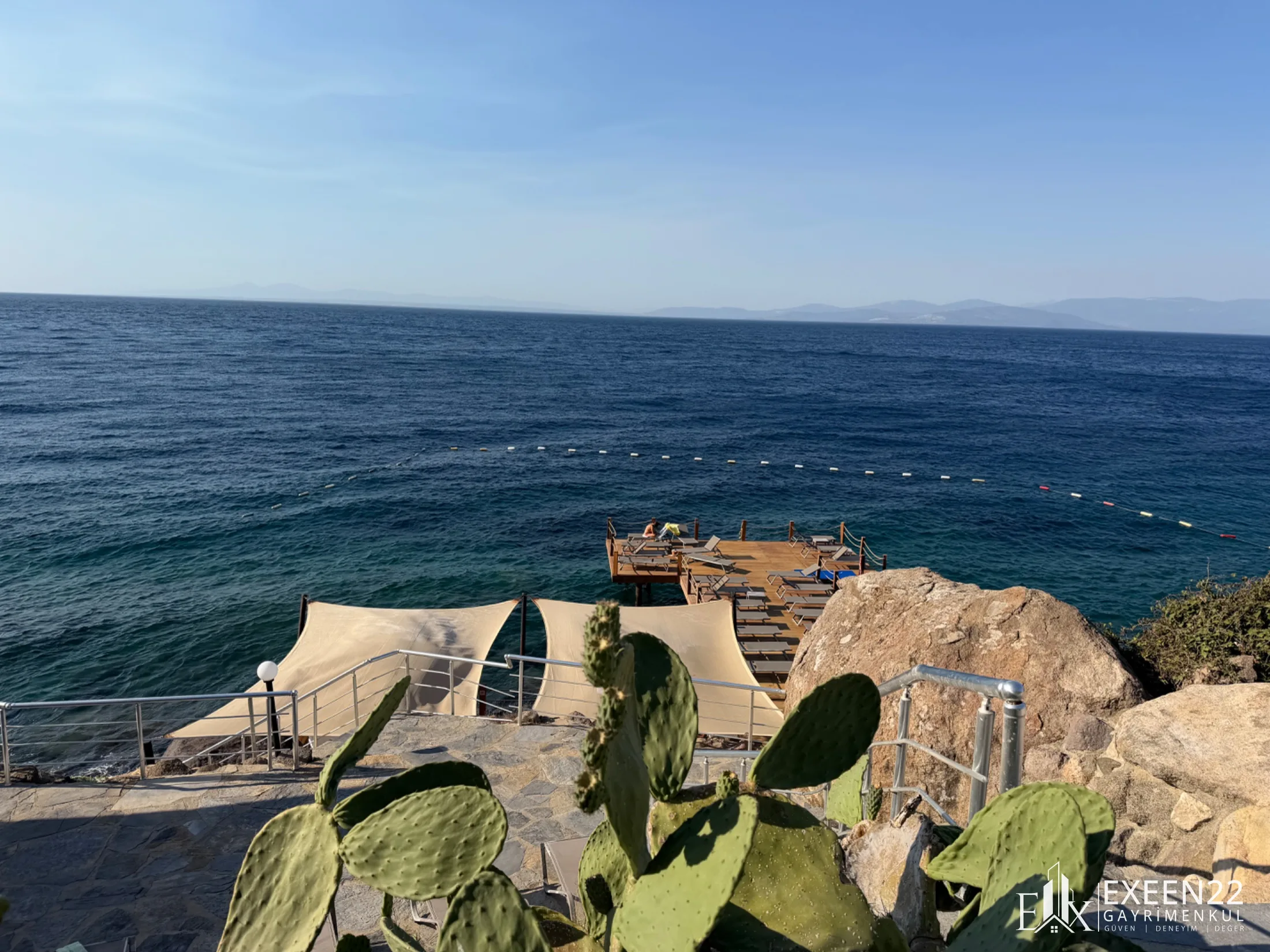 BODRUM GÜNDOĞAN DENİZE SIFIR SİTE İÇERİSİN'DE EŞSİZ DENİZ MANZRALI  3+1 PENTHOUS