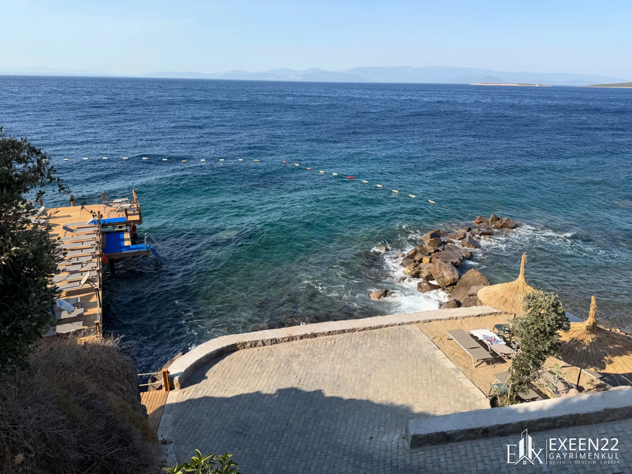 BODRUM GÜNDOĞAN DENİZE SIFIR SİTE İÇERİSİN'DE EŞSİZ DENİZ MANZRALI  3+1 PENTHOUS