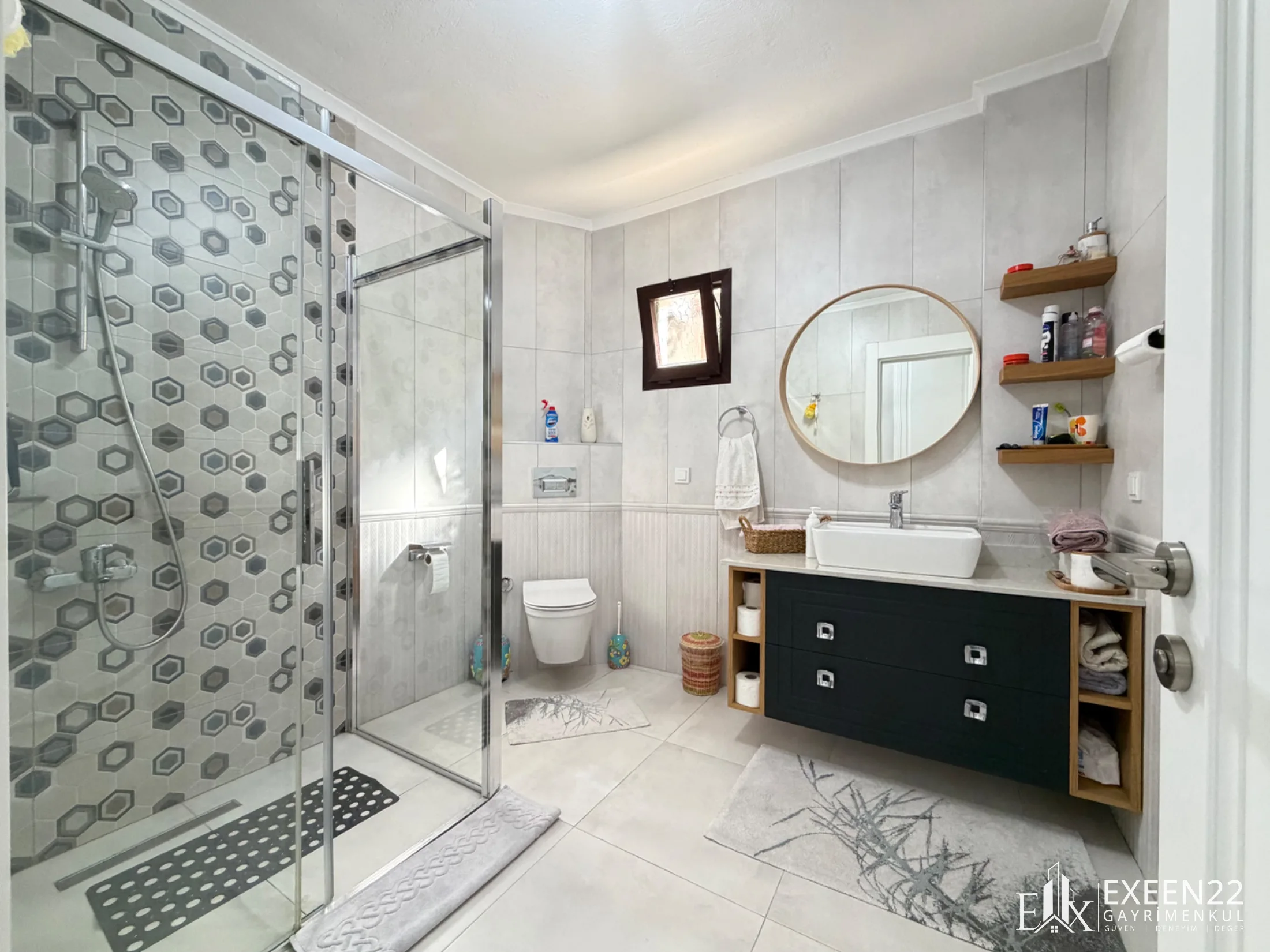 BODRUM GÜNDOĞAN DENİZE SIFIR SİTE İÇERİSİN'DE EŞSİZ DENİZ MANZRALI  3+1 PENTHOUS