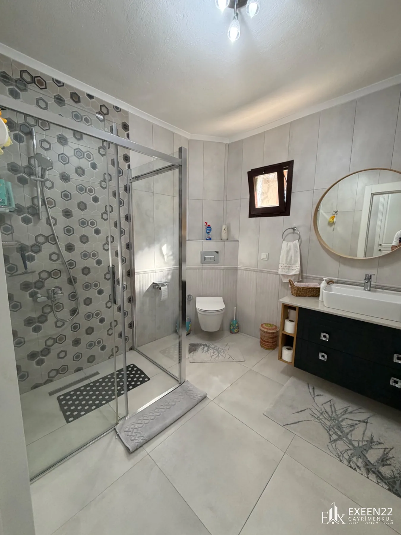 BODRUM GÜNDOĞAN DENİZE SIFIR SİTE İÇERİSİN'DE EŞSİZ DENİZ MANZRALI  3+1 PENTHOUS