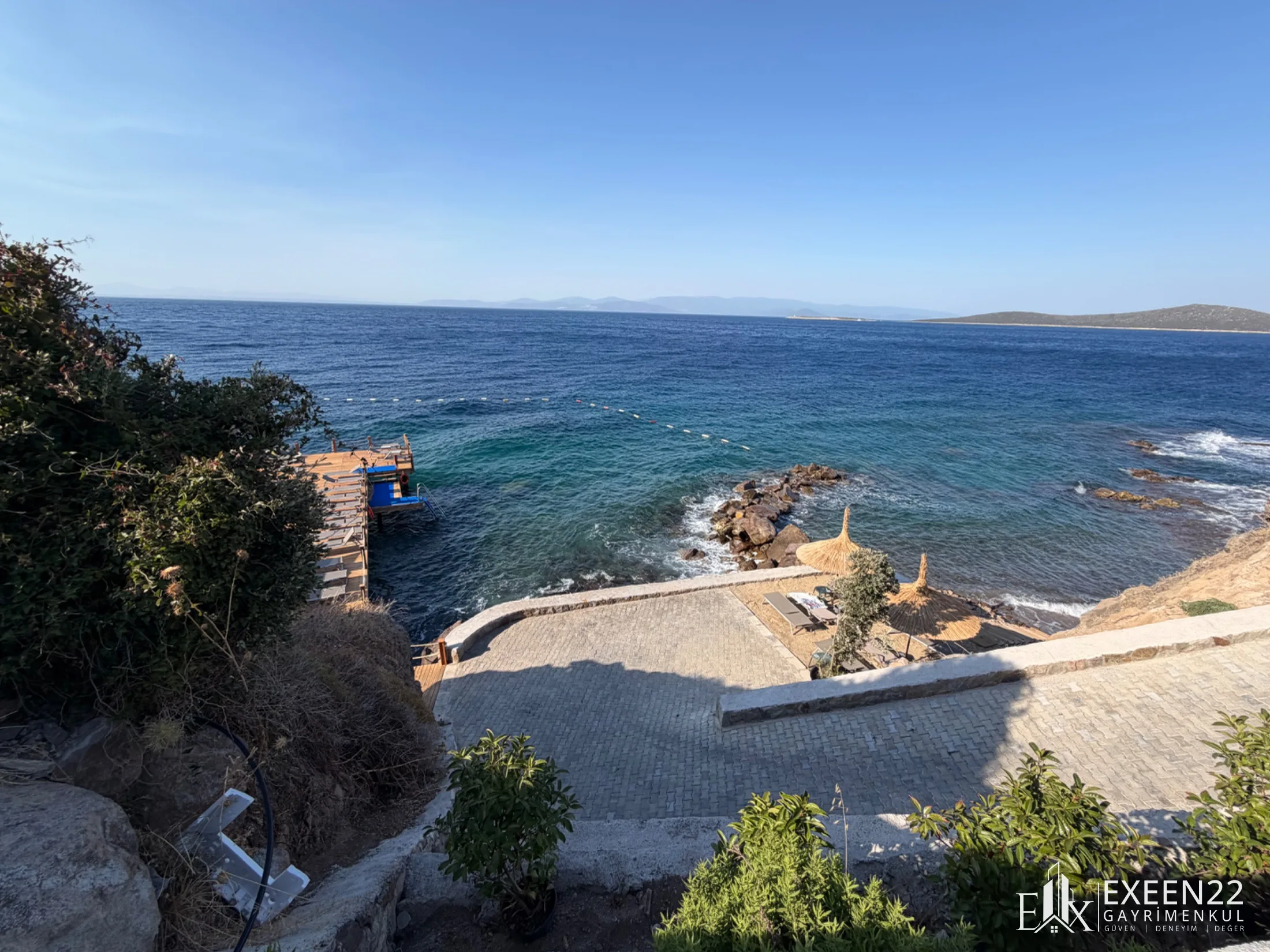 BODRUM GÜNDOĞAN DENİZE SIFIR SİTE İÇERİSİN'DE EŞSİZ DENİZ MANZRALI  3+1 PENTHOUS