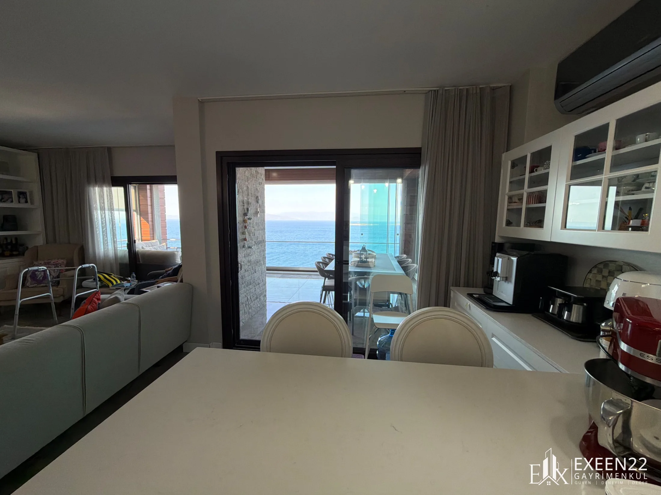 BODRUM GÜNDOĞAN DENİZE SIFIR SİTE İÇERİSİN'DE EŞSİZ DENİZ MANZRALI  3+1 PENTHOUS