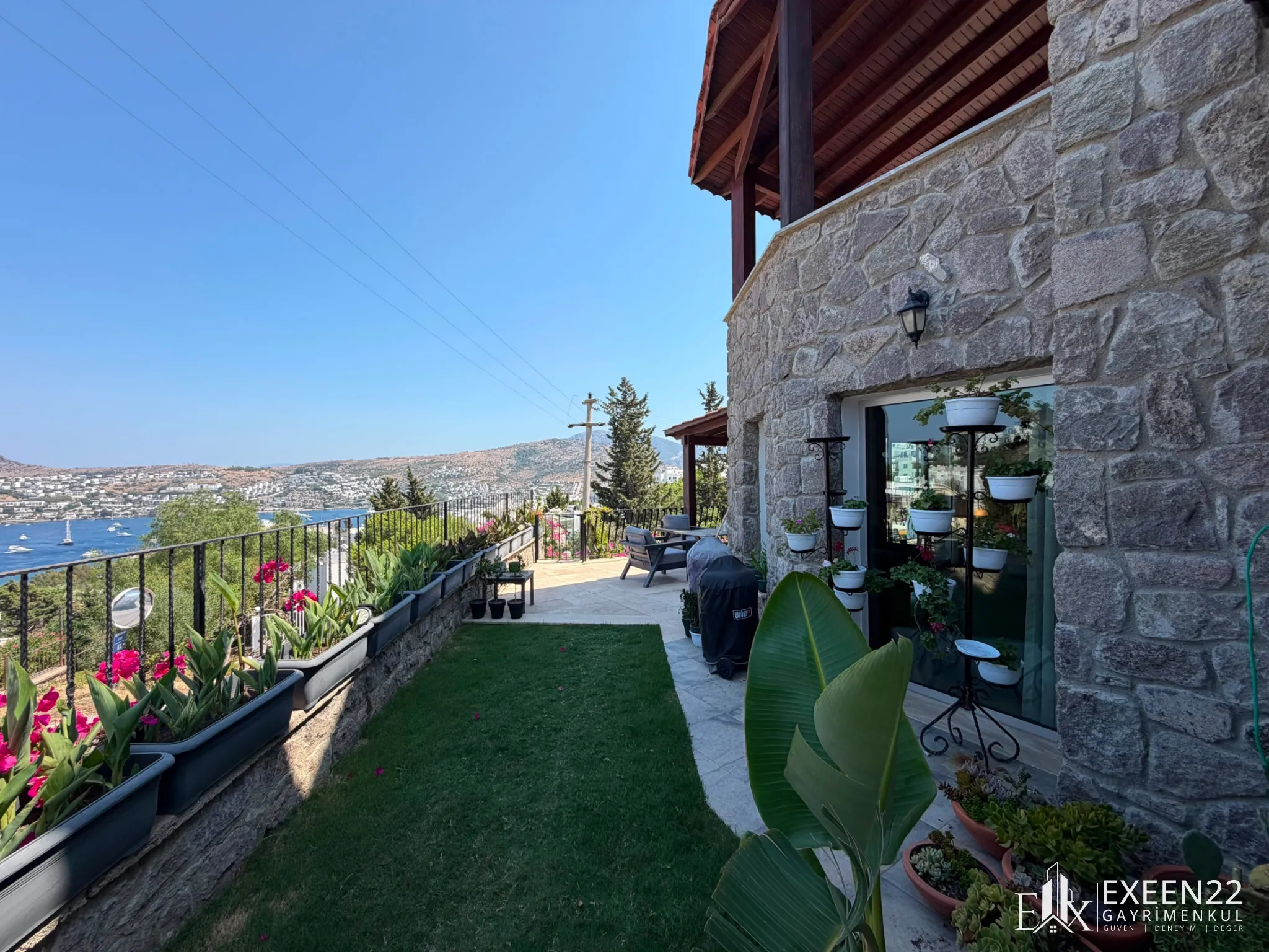 GÜNDOĞAN DA SATILIK MÜSTAKİL 5+1 VİLLA