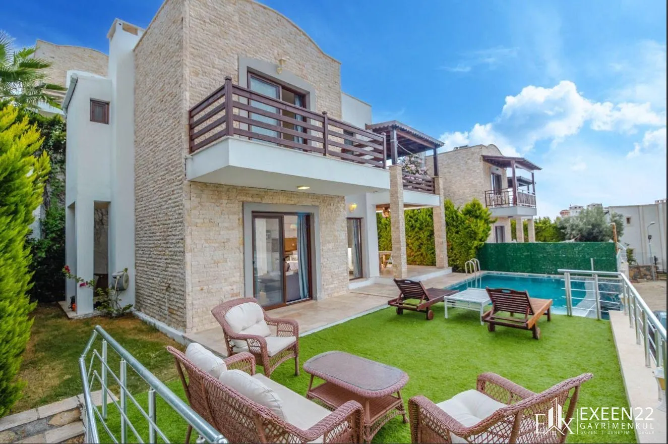 BODRUM GÜNDOĞAN'DA 3+1 ÖZEL HAVUZLU MÜSTAKİL SATILIK VİLLA