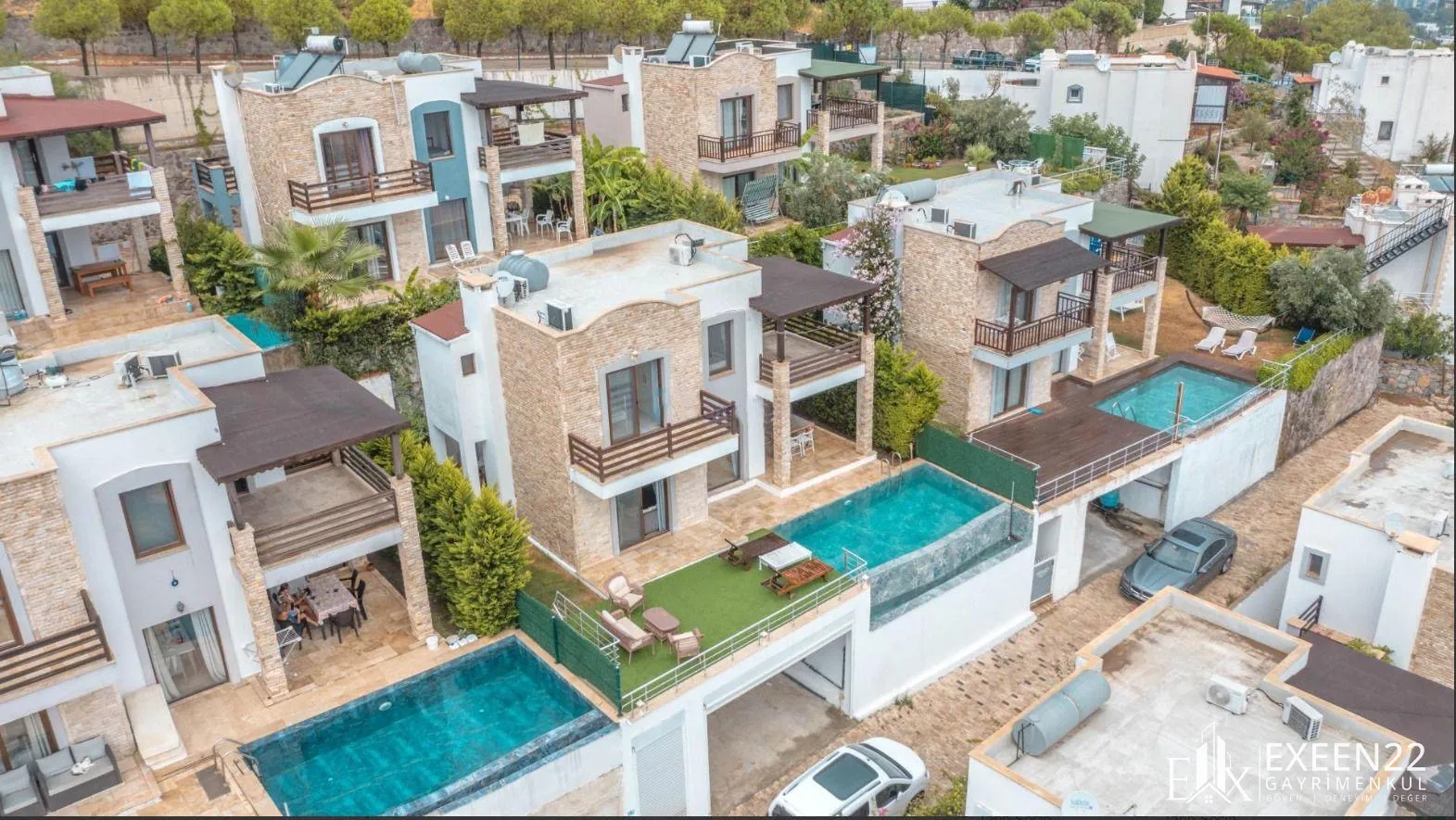 BODRUM GÜNDOĞAN'DA 3+1 ÖZEL HAVUZLU MÜSTAKİL SATILIK VİLLA