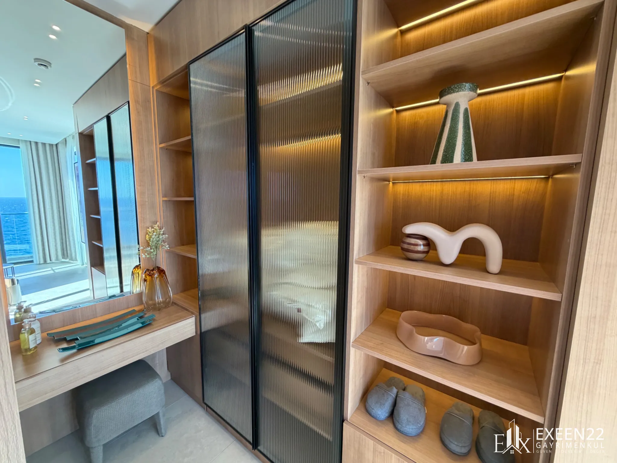 BODRUM GÜMÜŞLÜK  KOYUNBABA'DA DENİZE SIFIR SİTE İÇERİSİNDE EXCLUSİVE  MÜSTAKİL VİLLA