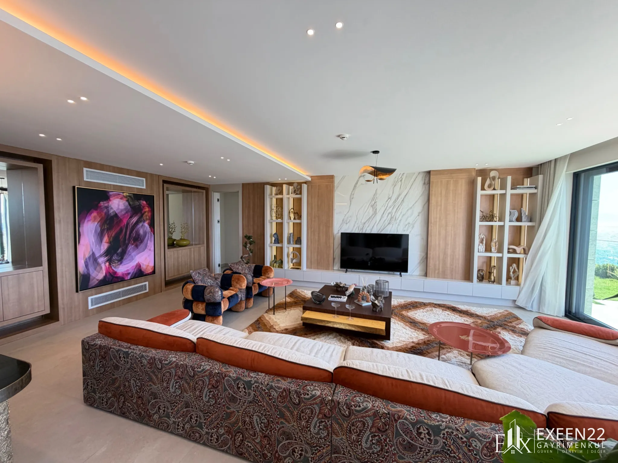 BODRUM GÜMÜŞLÜK  KOYUNBABA'DA DENİZE SIFIR SİTE İÇERİSİNDE EXCLUSİVE  MÜSTAKİL VİLLA