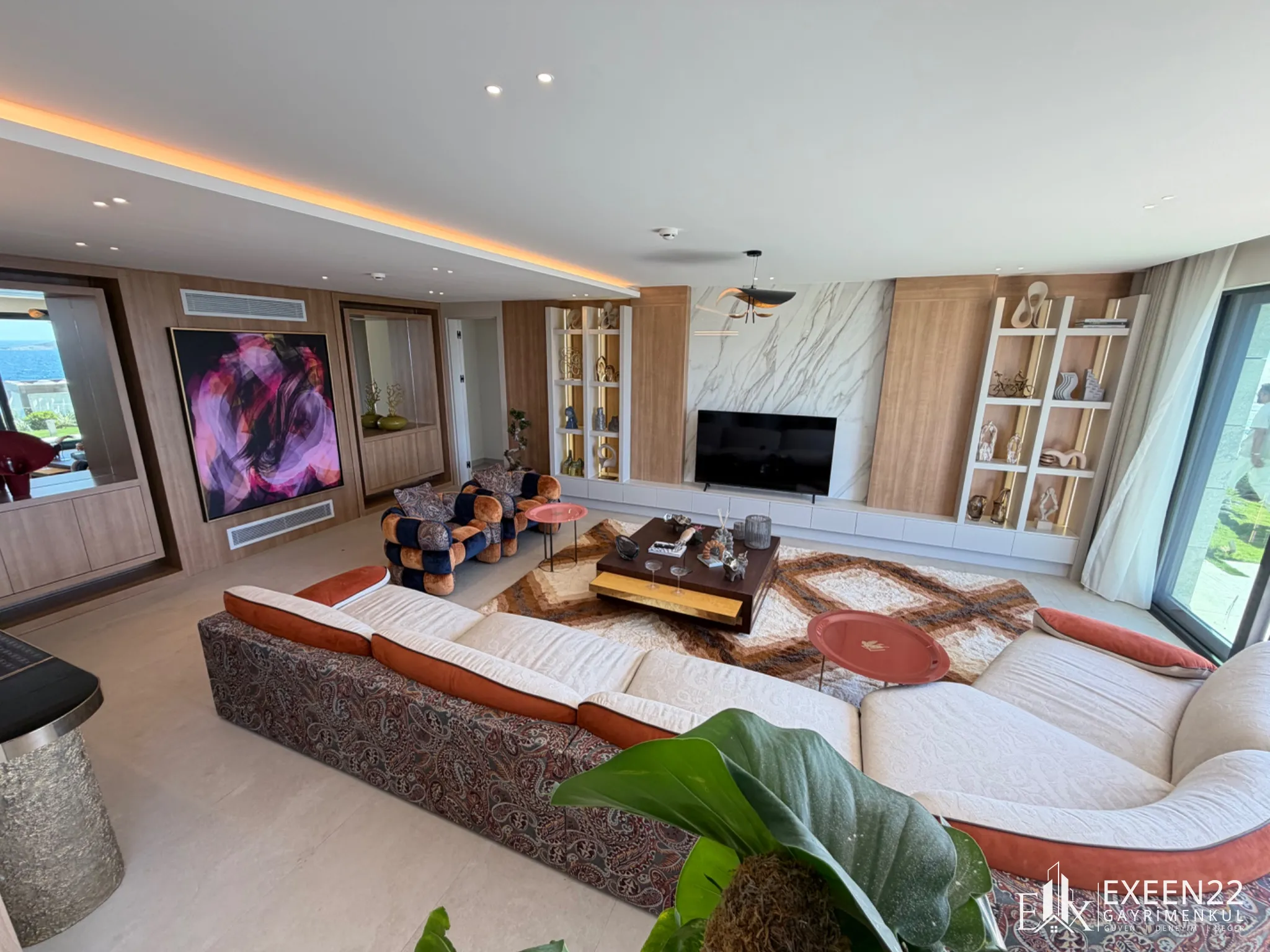 BODRUM GÜMÜŞLÜK  KOYUNBABA'DA DENİZE SIFIR SİTE İÇERİSİNDE EXCLUSİVE  MÜSTAKİL VİLLA