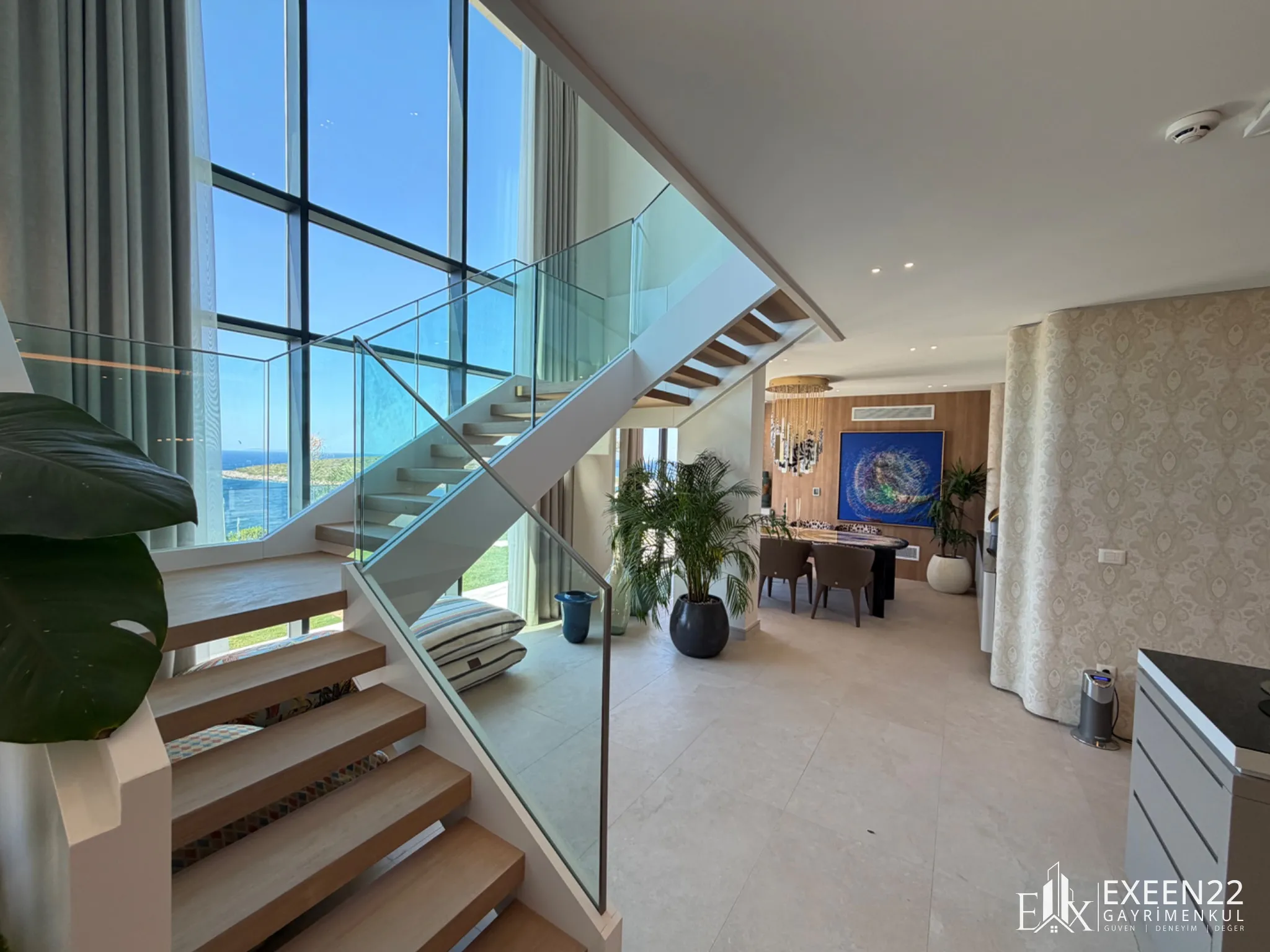 BODRUM GÜMÜŞLÜK  KOYUNBABA'DA DENİZE SIFIR SİTE İÇERİSİNDE EXCLUSİVE  MÜSTAKİL VİLLA