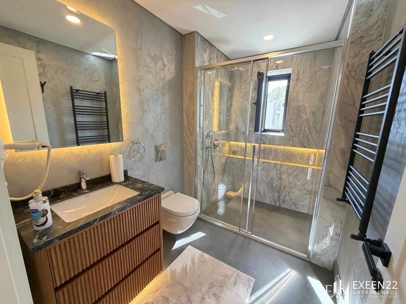 BODRUM GÖLKÖY'DE DENİZE SIFIR ÖZEL HAVUZLU  SIFIR  LUXURY VİLLA