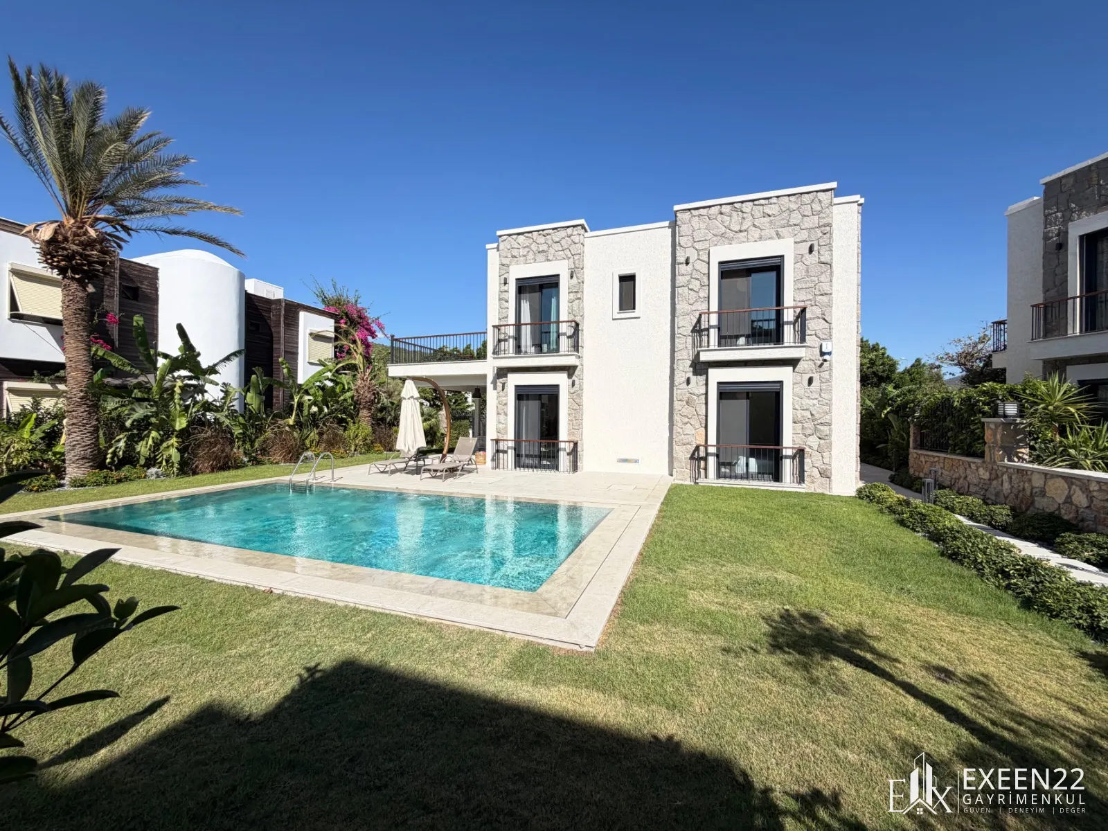 BODRUM GÖLKÖY'DE DENİZE SIFIR ÖZEL HAVUZLU  SIFIR  LUXURY VİLLA