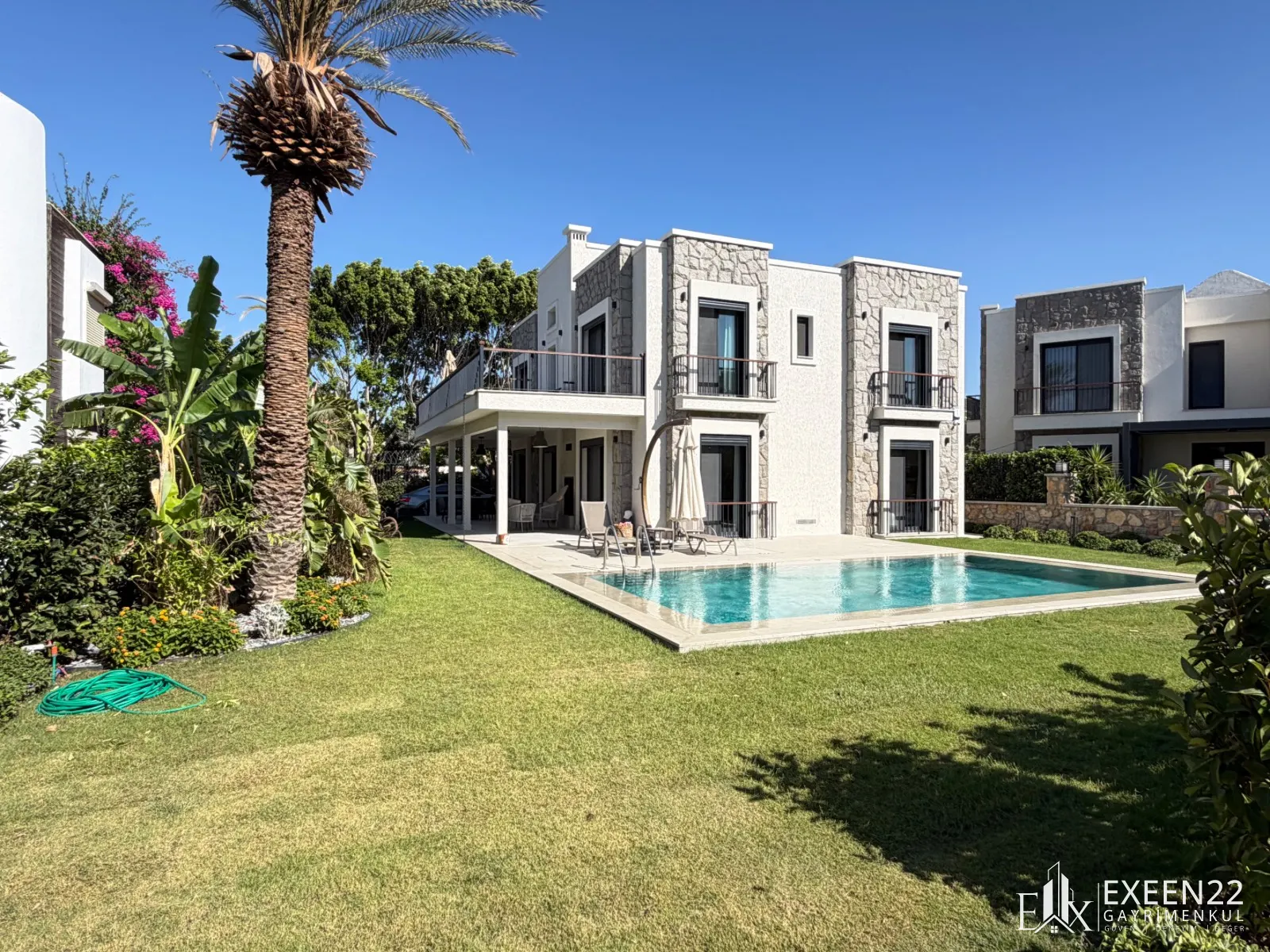 BODRUM GÖLKÖY'DE DENİZE SIFIR ÖZEL HAVUZLU  SIFIR  LUXURY VİLLA