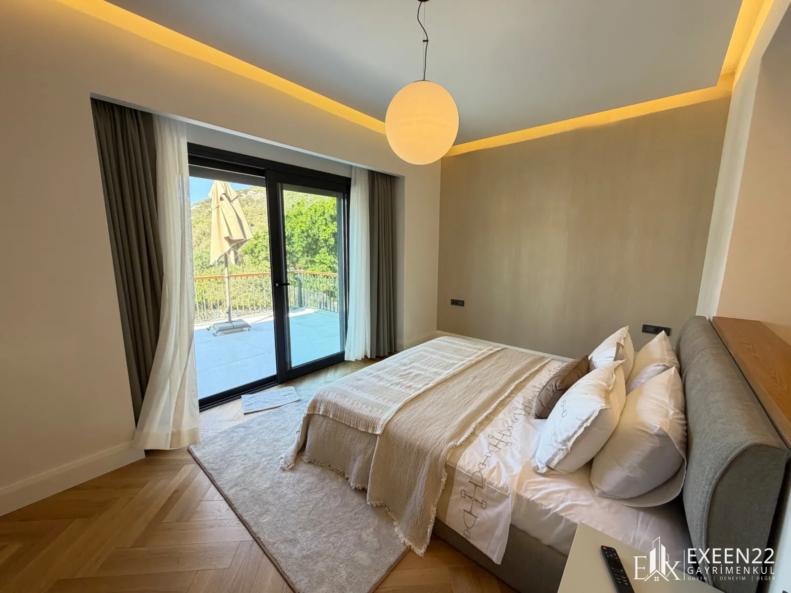 BODRUM GÖLKÖY'DE DENİZE SIFIR ÖZEL HAVUZLU  SIFIR  LUXURY VİLLA