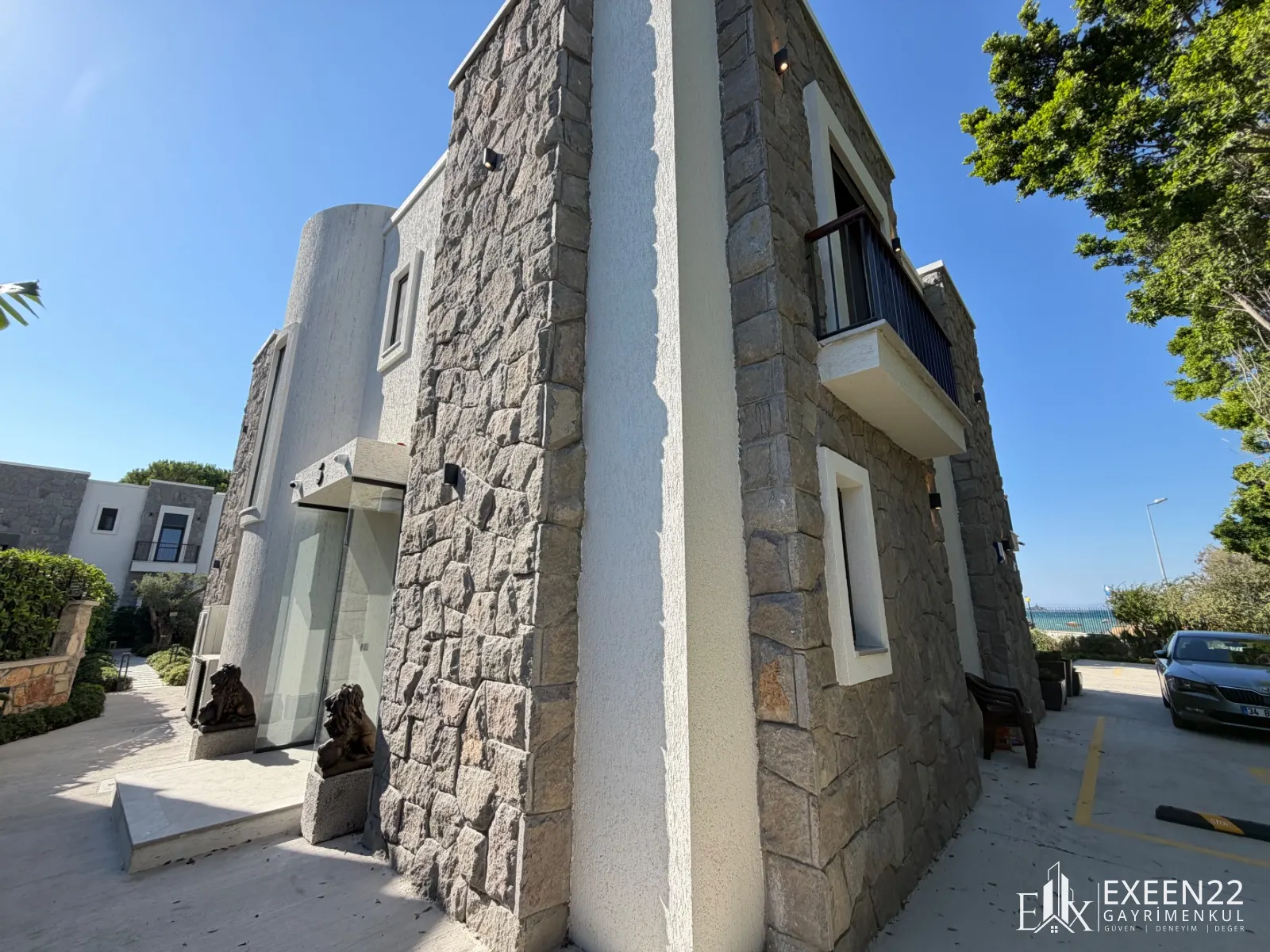 BODRUM GÖLKÖY'DE DENİZE SIFIR ÖZEL HAVUZLU  SIFIR  LUXURY VİLLA