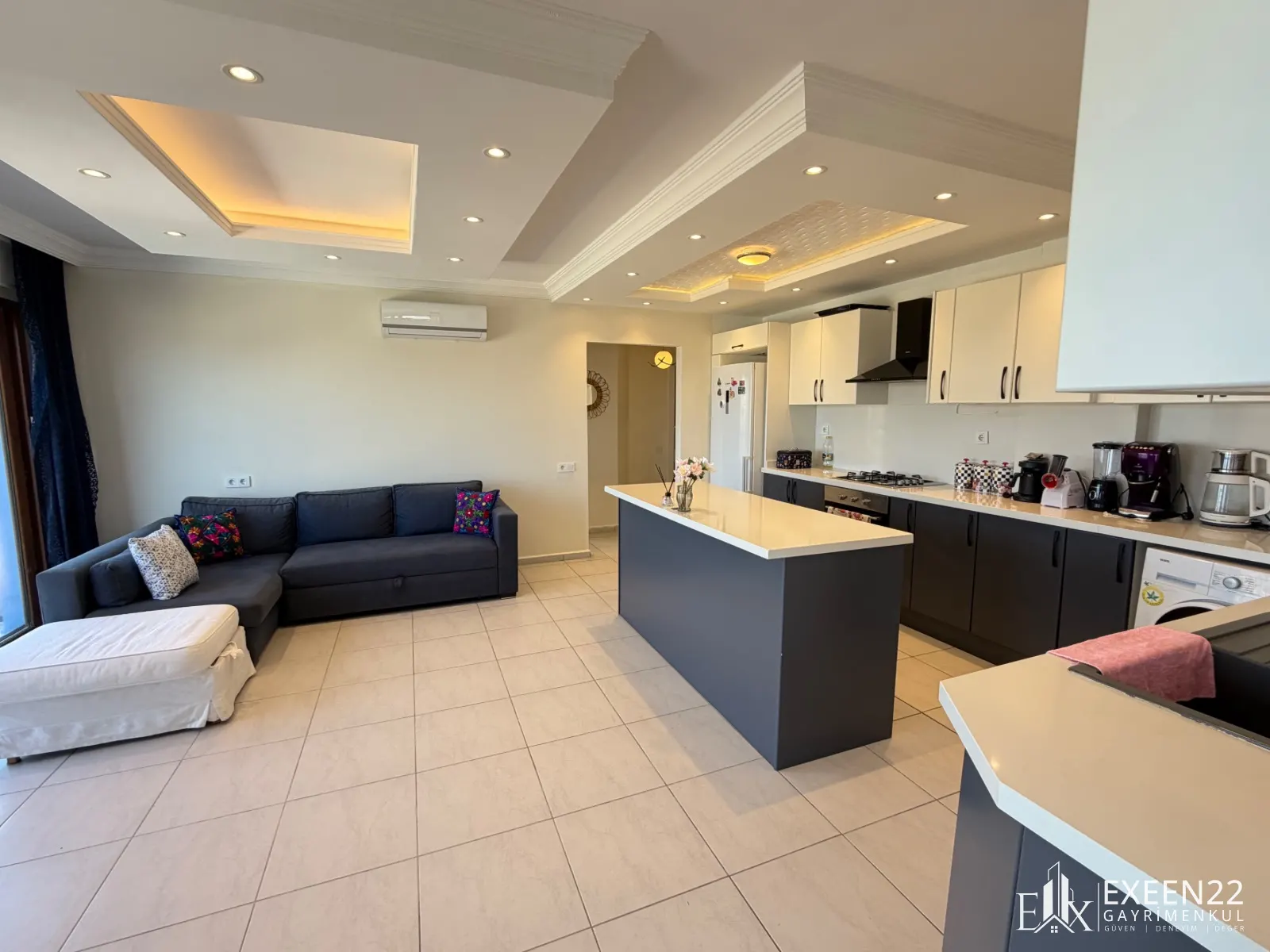 YALIKAVAK MARİNAYA 5 DAKİKA MESAFEDE EŞSİZ DENİZ MANZARALI 3+1 FLAT DAİRE