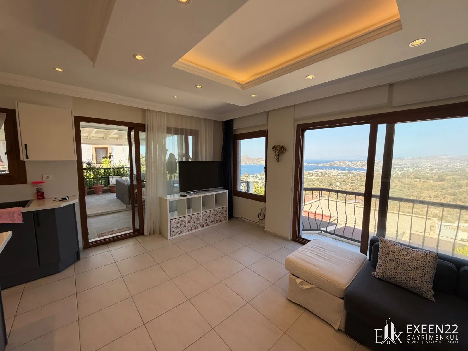 YALIKAVAK MARİNAYA 5 DAKİKA MESAFEDE EŞSİZ DENİZ MANZARALI 3+1 FLAT DAİRE